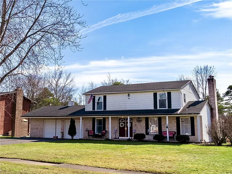 89 Firestone Dr