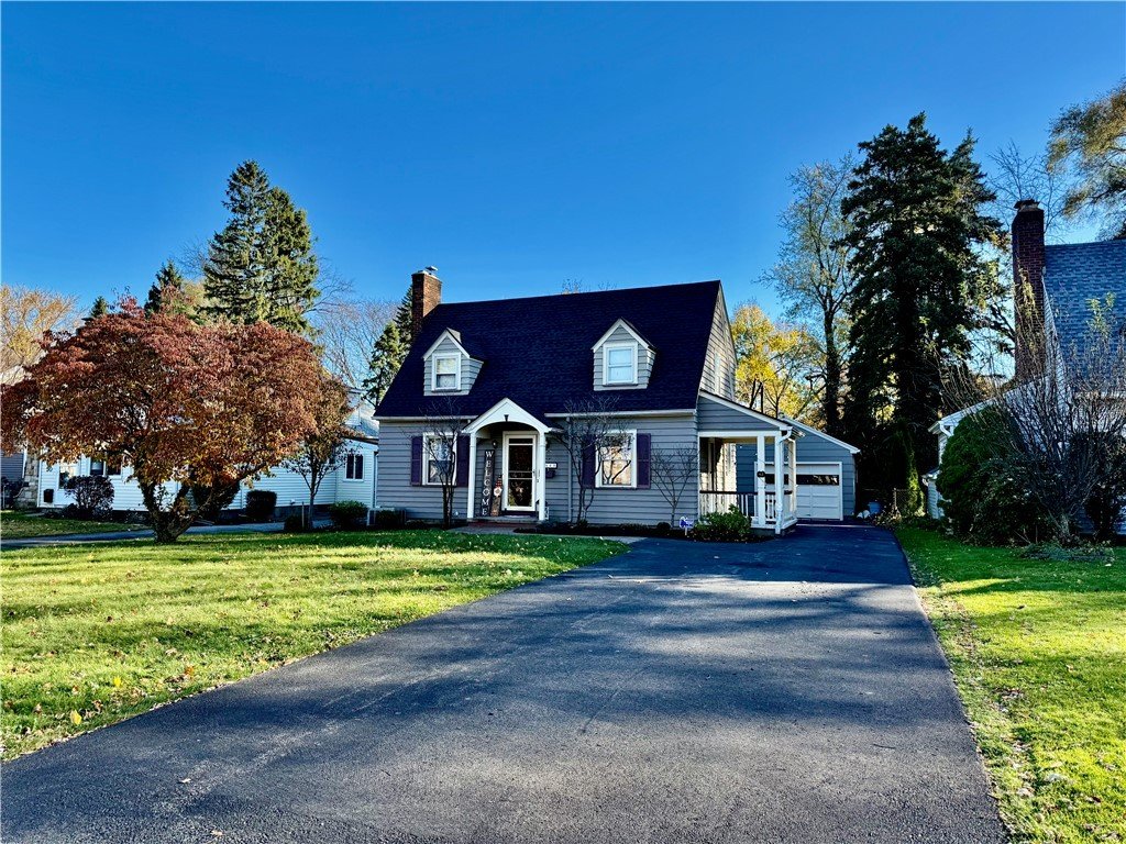 42 Mayfair Dr