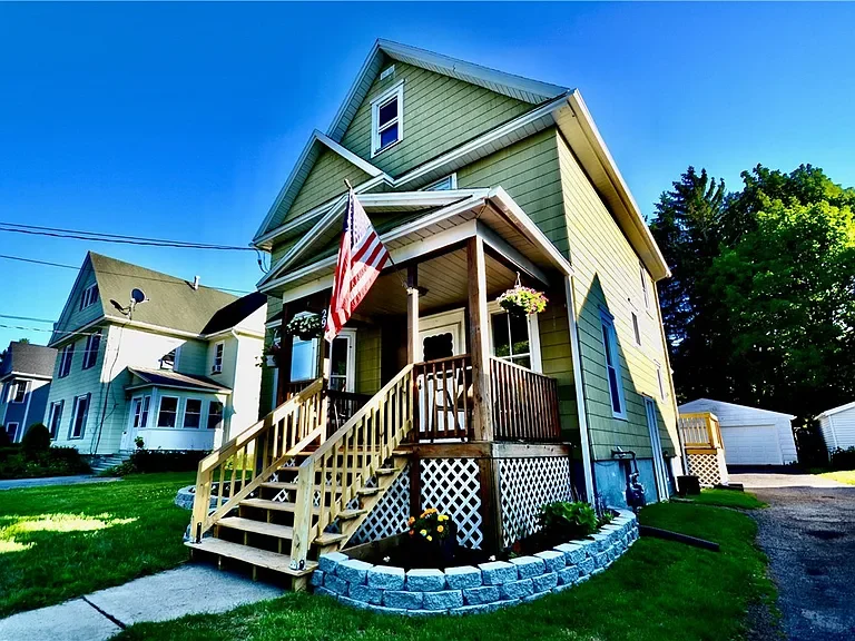 29 Olin Ave