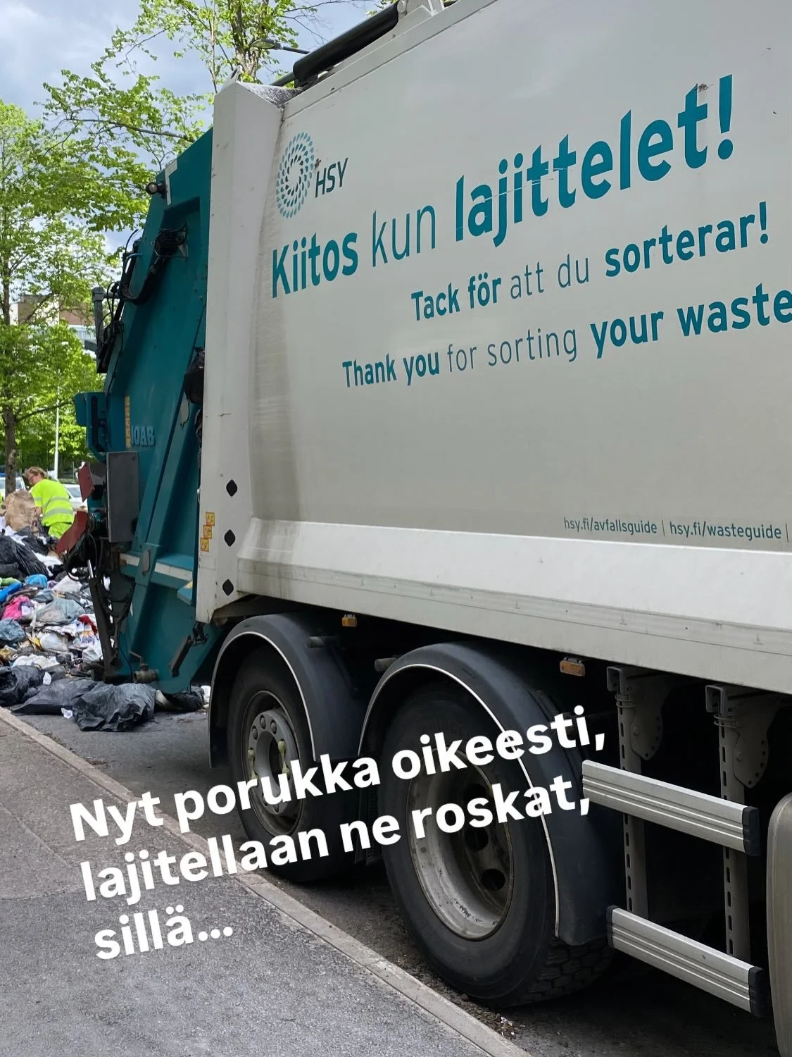 T&auml;&auml; ei ole ehk&auml; tyypillinen postaus t&auml;ll&auml; tilill&auml;, mutta oon v&auml;h&auml;n j&auml;rkyttynyt ihmisten v&auml;linpit&auml;m&auml;tt&ouml;myydest&auml; joten antaa palaa&hellip;. (pun intended).

Todistin viime viikolla a