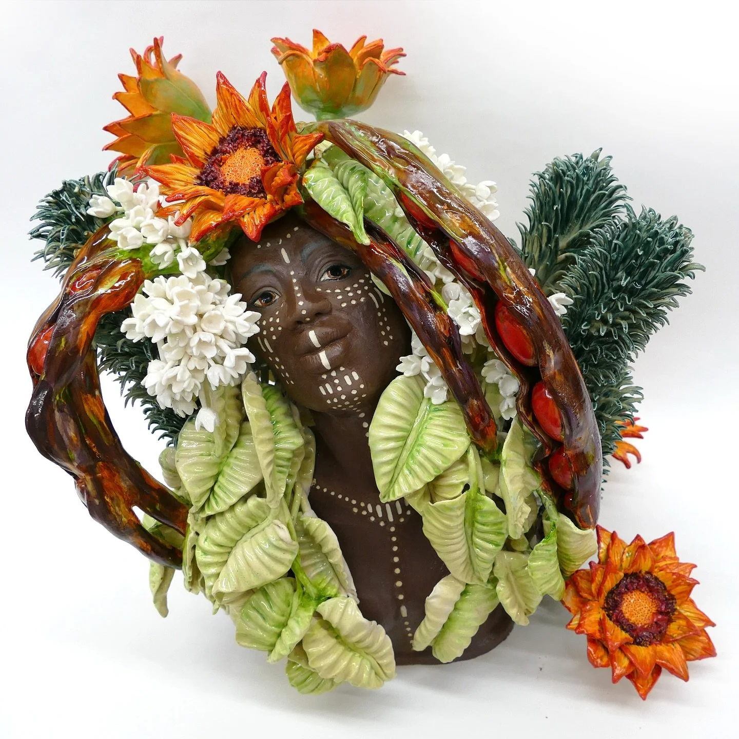 Have a beautiful empowered day!
#womanartist #contemoraryceramics #womansday #sculpture #vancouverwomeninbusiness #porcelainart