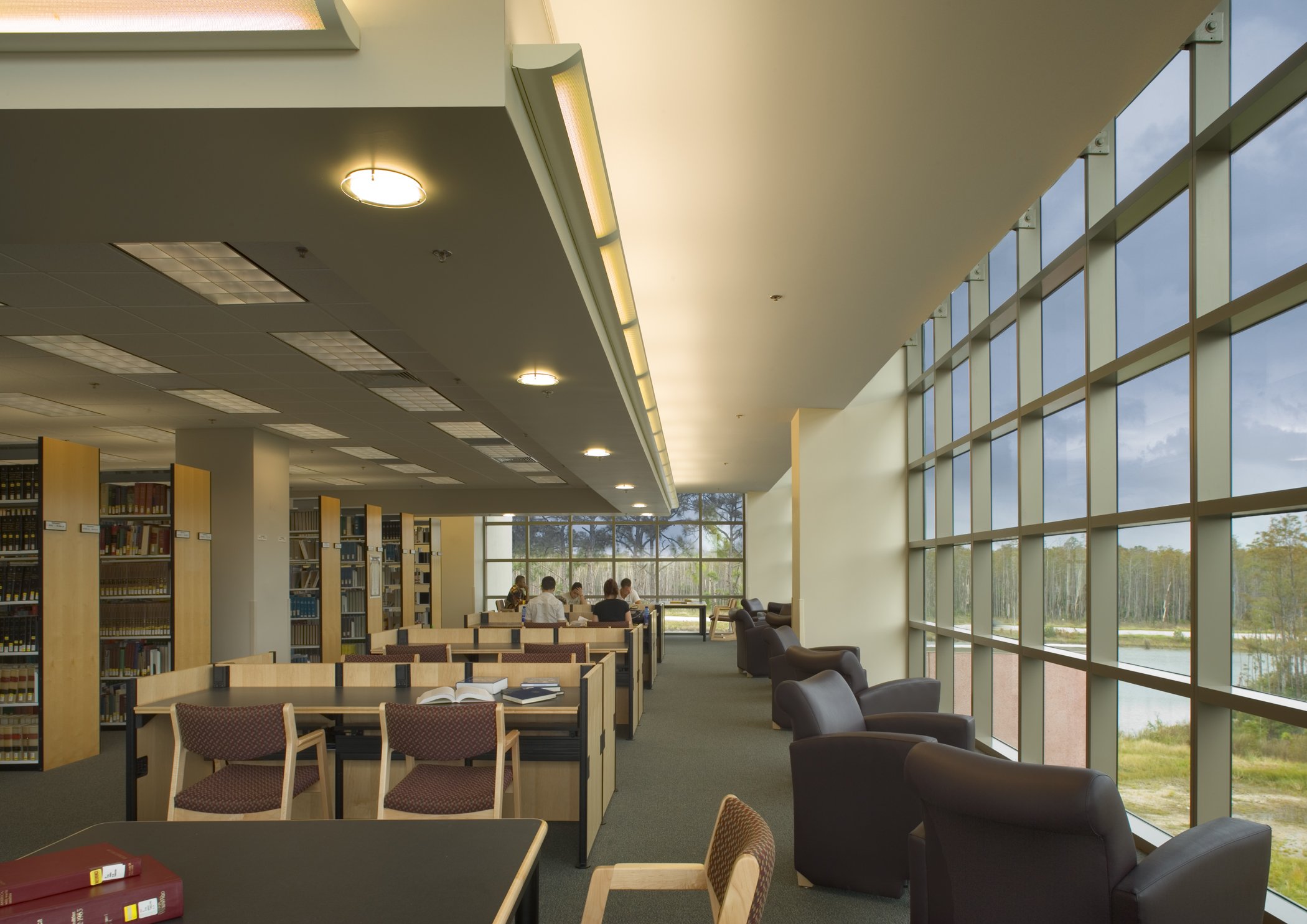 HE-FGCULib (15).jpg