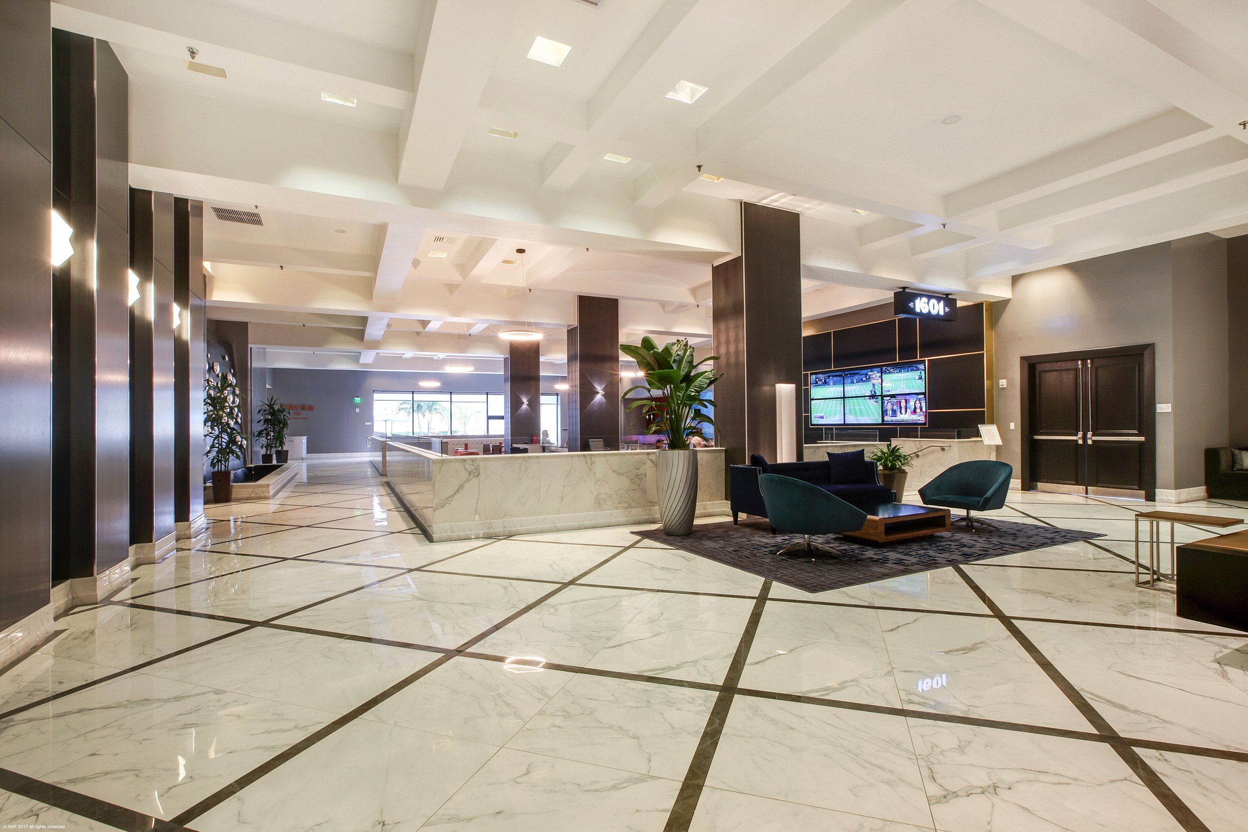 Hilton Miami b.jpg