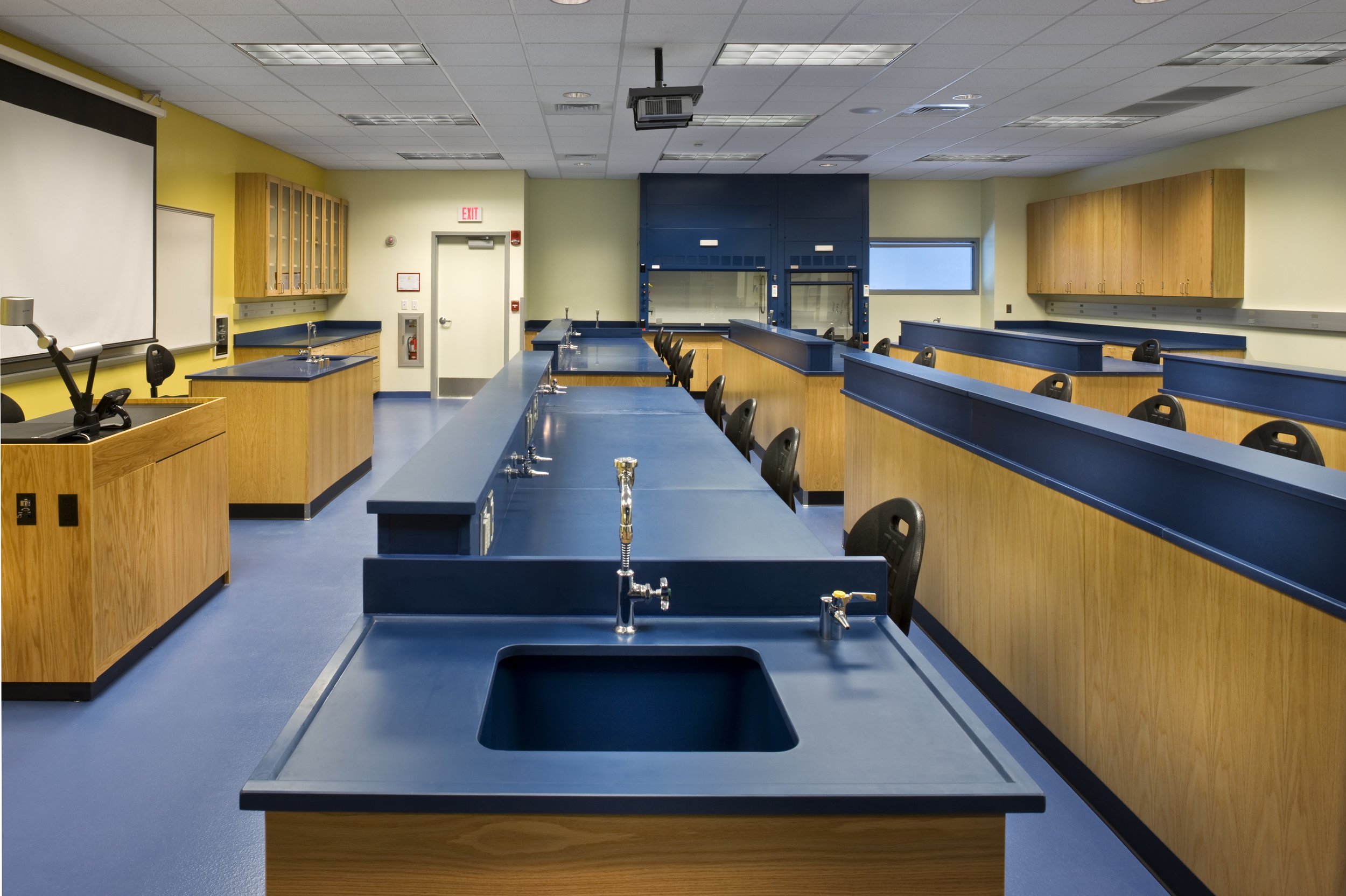 MDC Science-Gillan 2010 021.jpg