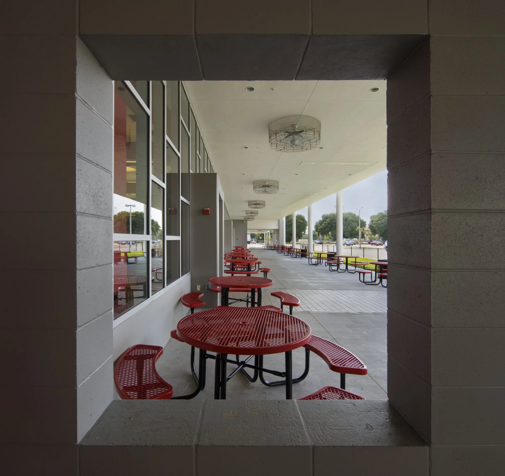 cooper-city-high-school-cafeteria-mcharry-associates