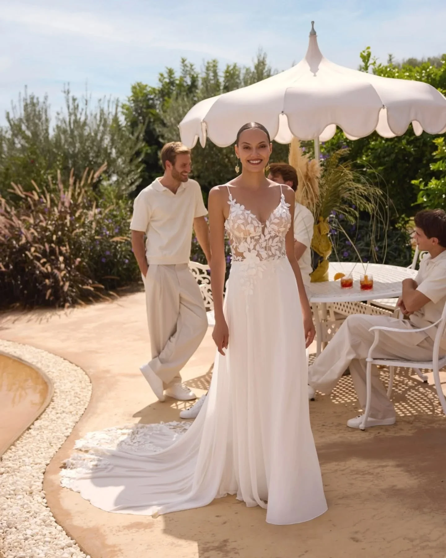 ✨Modeca Gill
 
Benieuwd of dit jouw droomjurk is? Boek jouw afspraak via de website: www.novabruidsmode.be/contact✨
 
 
#trouwjurk #bruidsjurk #droomjurk #modeca #trouwkleed #trouwjurkpassen #trouwjurkinspiratie #verloofd #sa