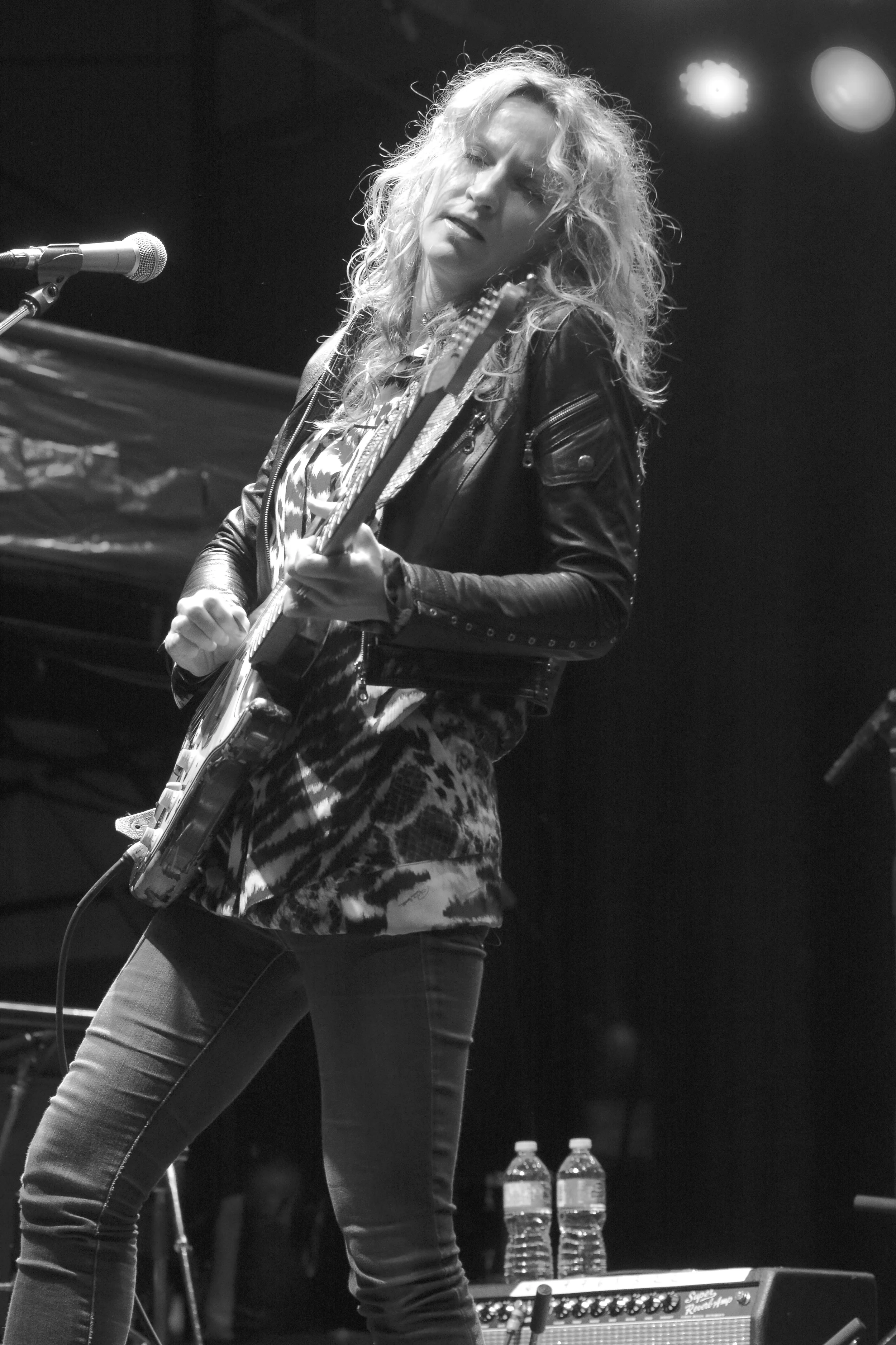 An Evening with Ana Popovic @ Centennial Square