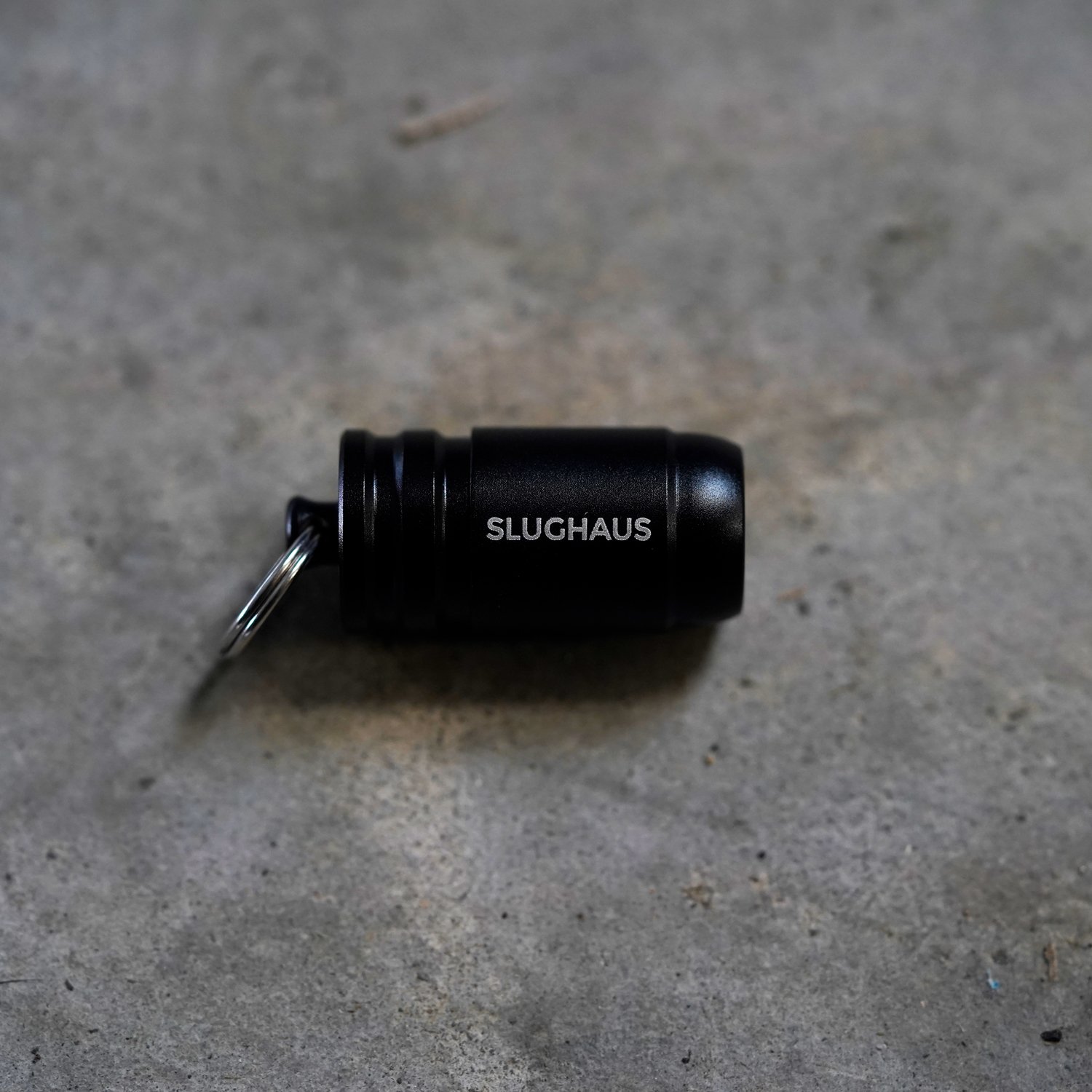 Bullet 02, la linterna indestructible más pequeña del mundo