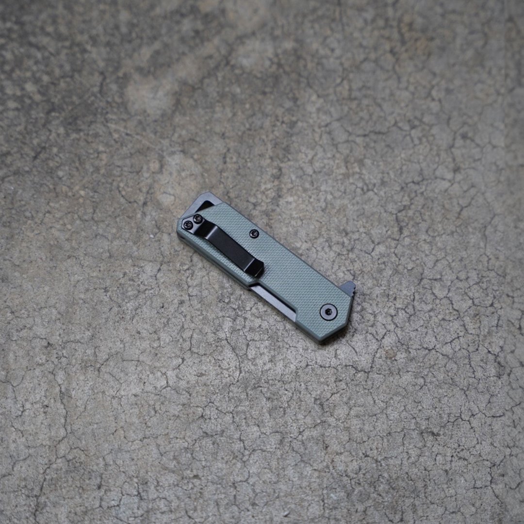 back-grey-concrete.jpg