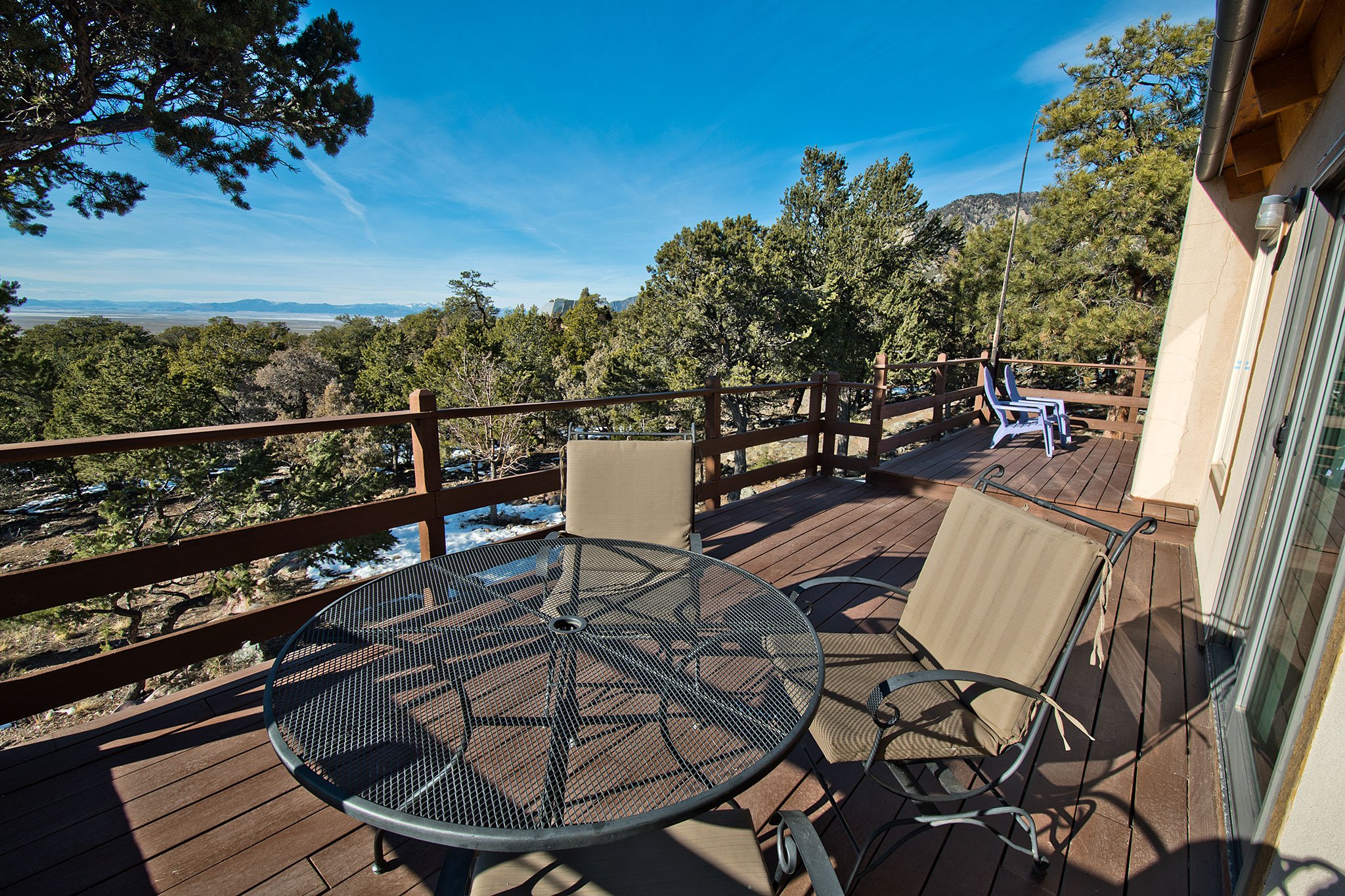 Upstairs Deck with 360-degree views of the San Luis Valley 
