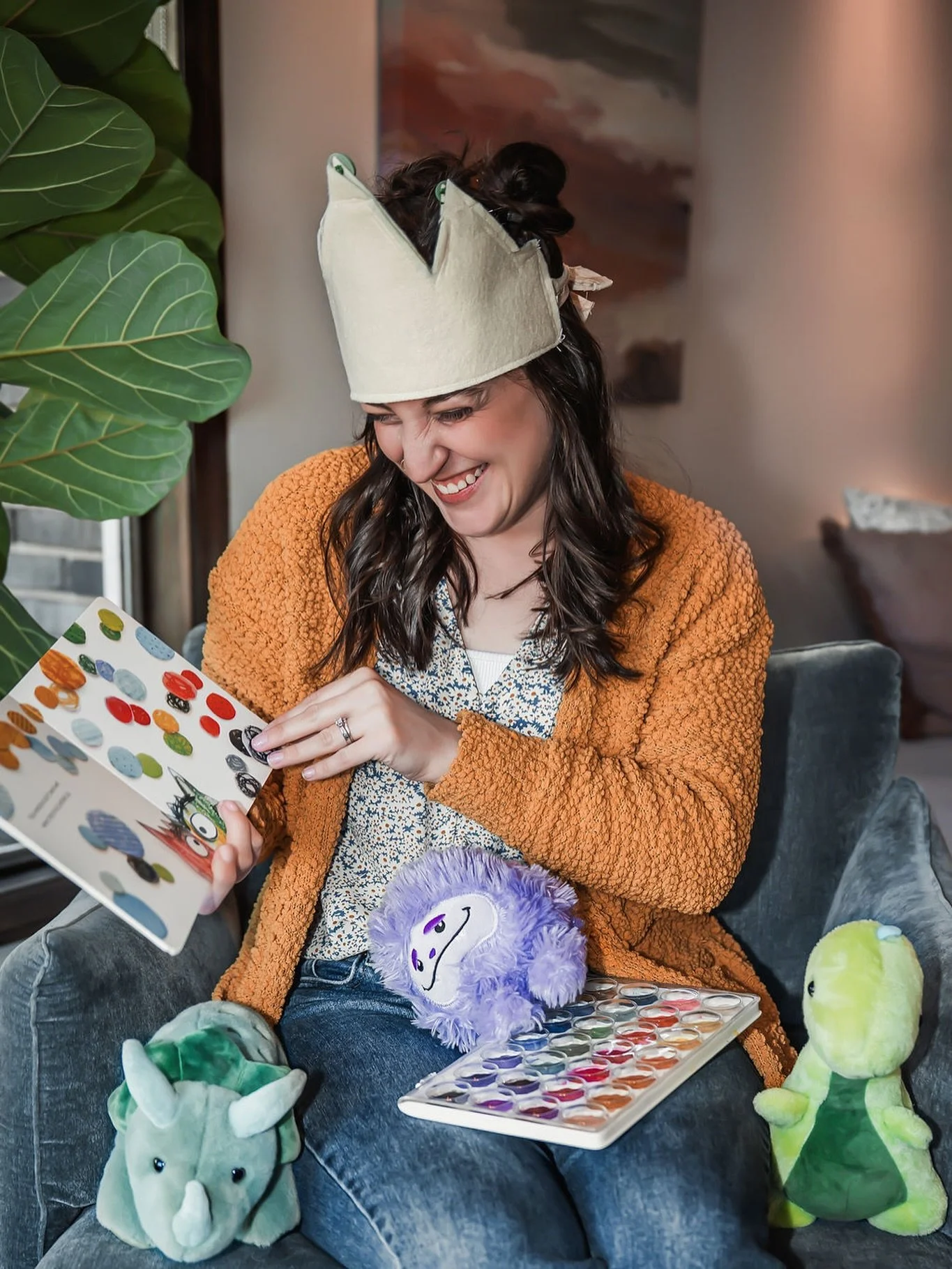 ✨ Member Spotlight: Emily ✨

If your ideal therapist&rsquo;s work involves toys, creativity, and helping kids find their words, meet Emily Tester! 🦕🦖

Emily works with kids ages 3&ndash;10 and uses play-based, child-led therapy to help little ones 