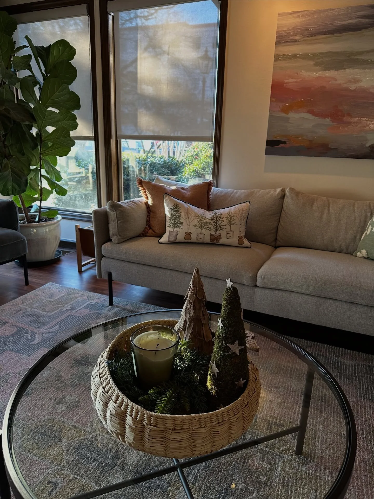 The holidays can mean heavier caseloads&hellip;or taking weeks off to rest. Our memberships flex with you, so you&rsquo;re never paying for space you&rsquo;re not using. No long-term commitments, just options! Save this for later or reach out when yo