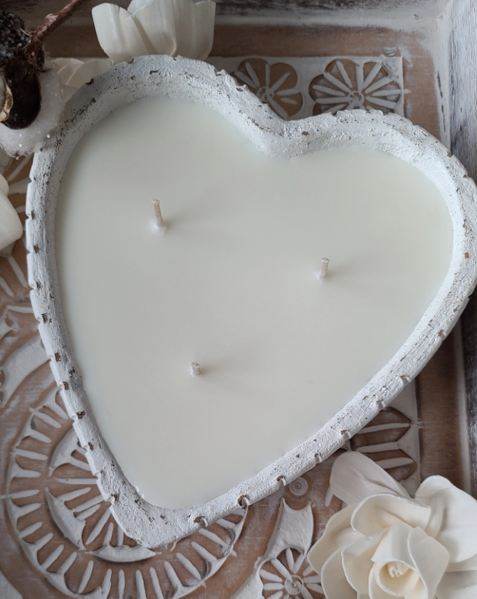 heart candle 2.png