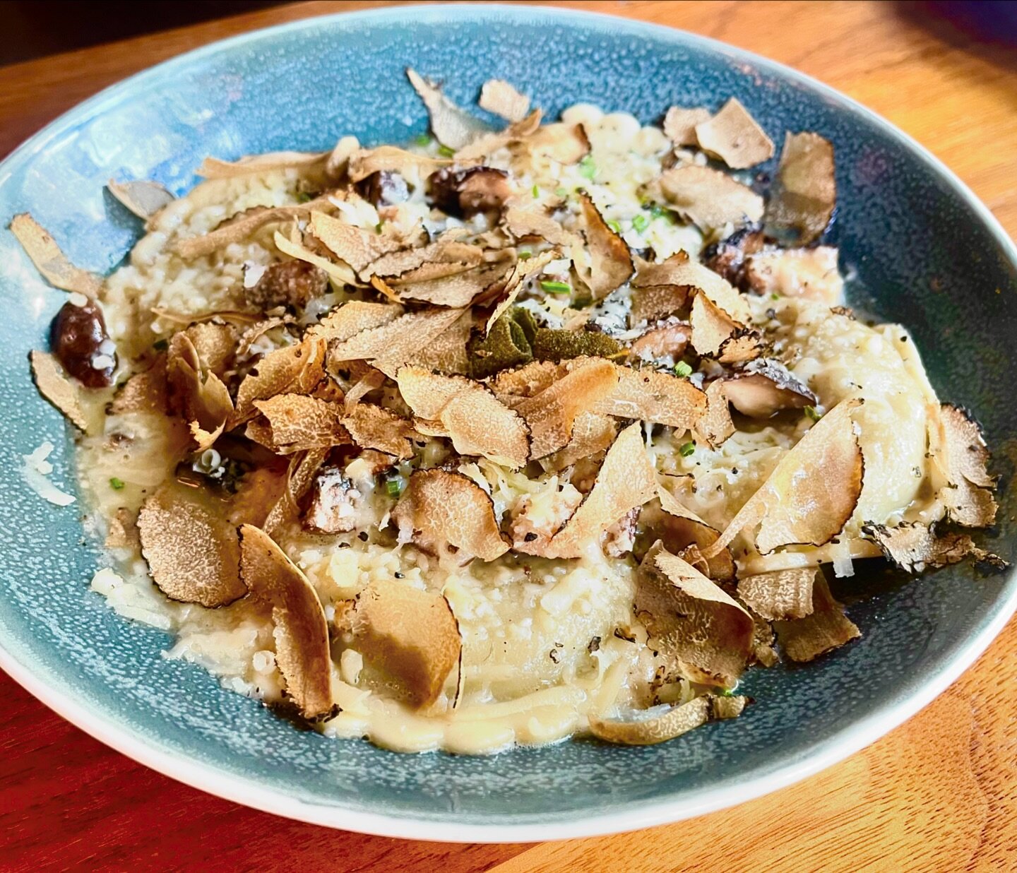 You can have black summer truffles on whatever you like 🪨 
We highly recommend them on the WILD MUSHROOM RAVIOLI with sage butter sauce 🍽️ 🍷 

#blacktruffles #mushroomravioli #chicagofoodandwine #chicagodining #alpanasrestaurant