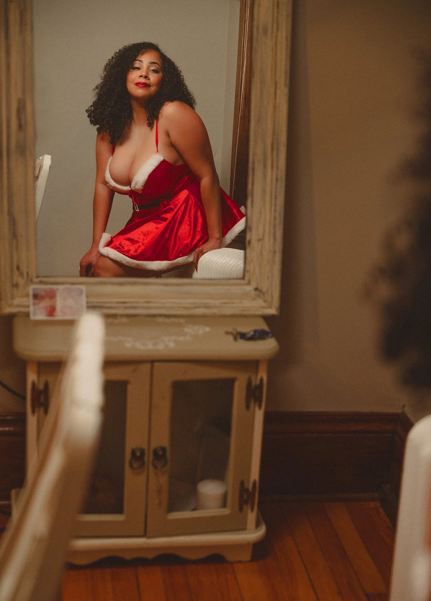 Sexy Santa photoshoot with christmas lingerie.jpg.jpg