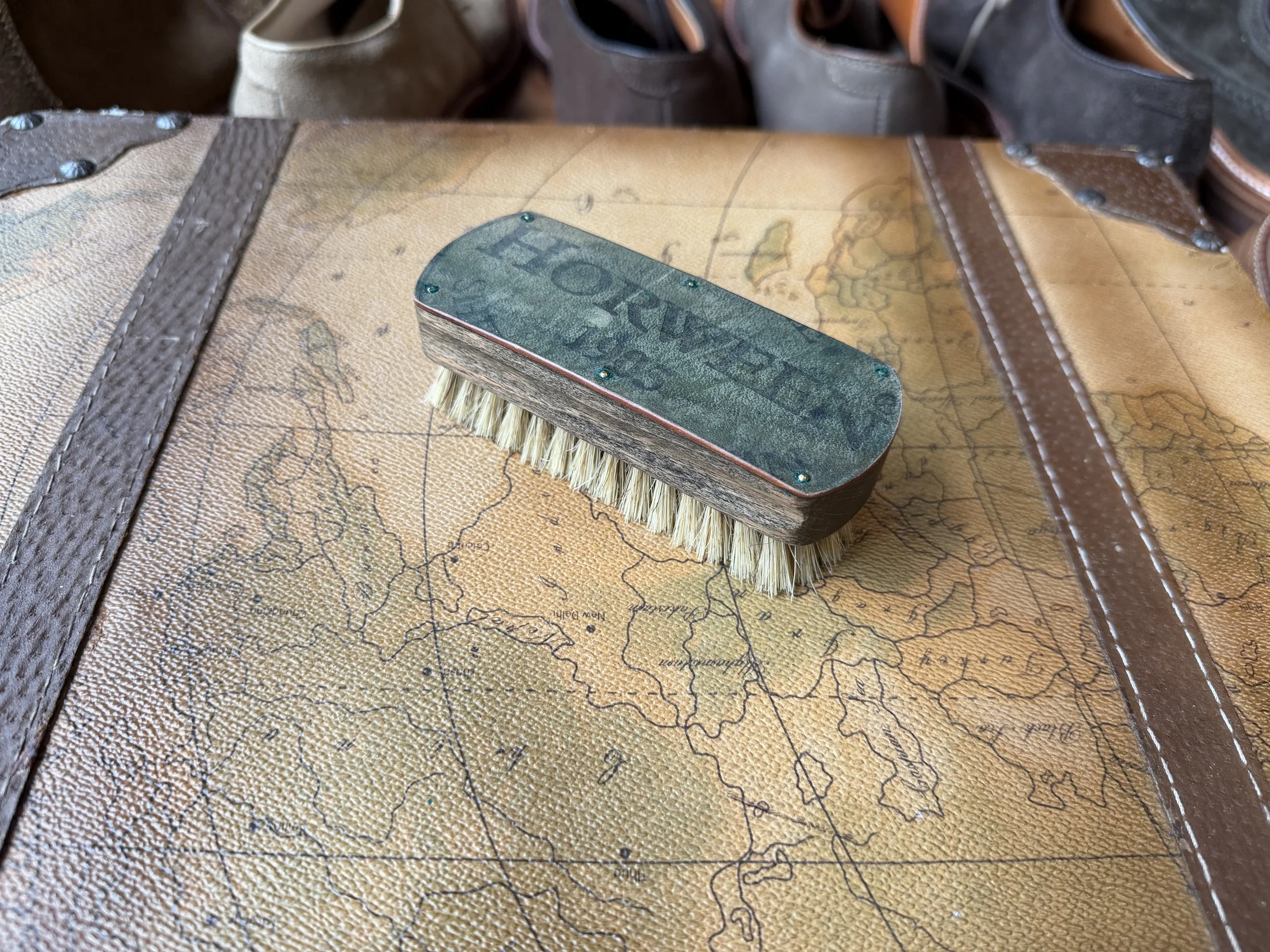 4.5" Small Horween Shell Firm Hog Bristle Brush