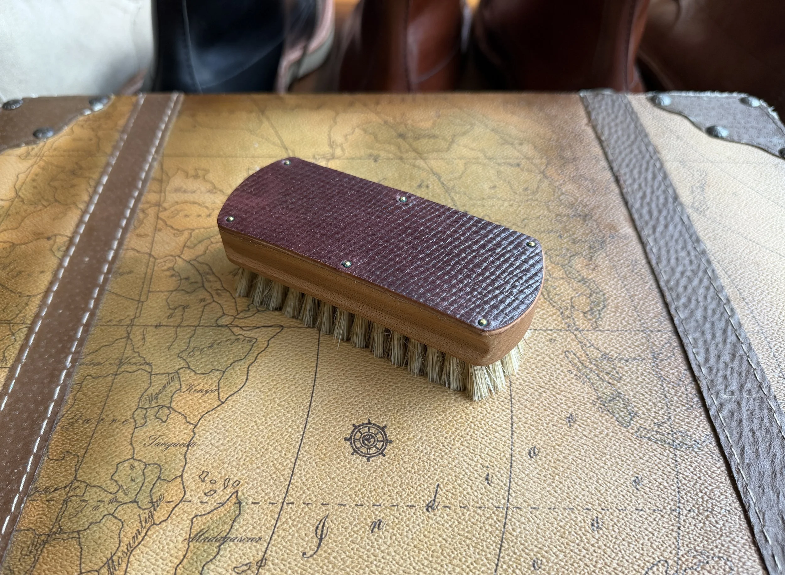 4.5" Small Horween Shell Firm Hog Bristle Brush