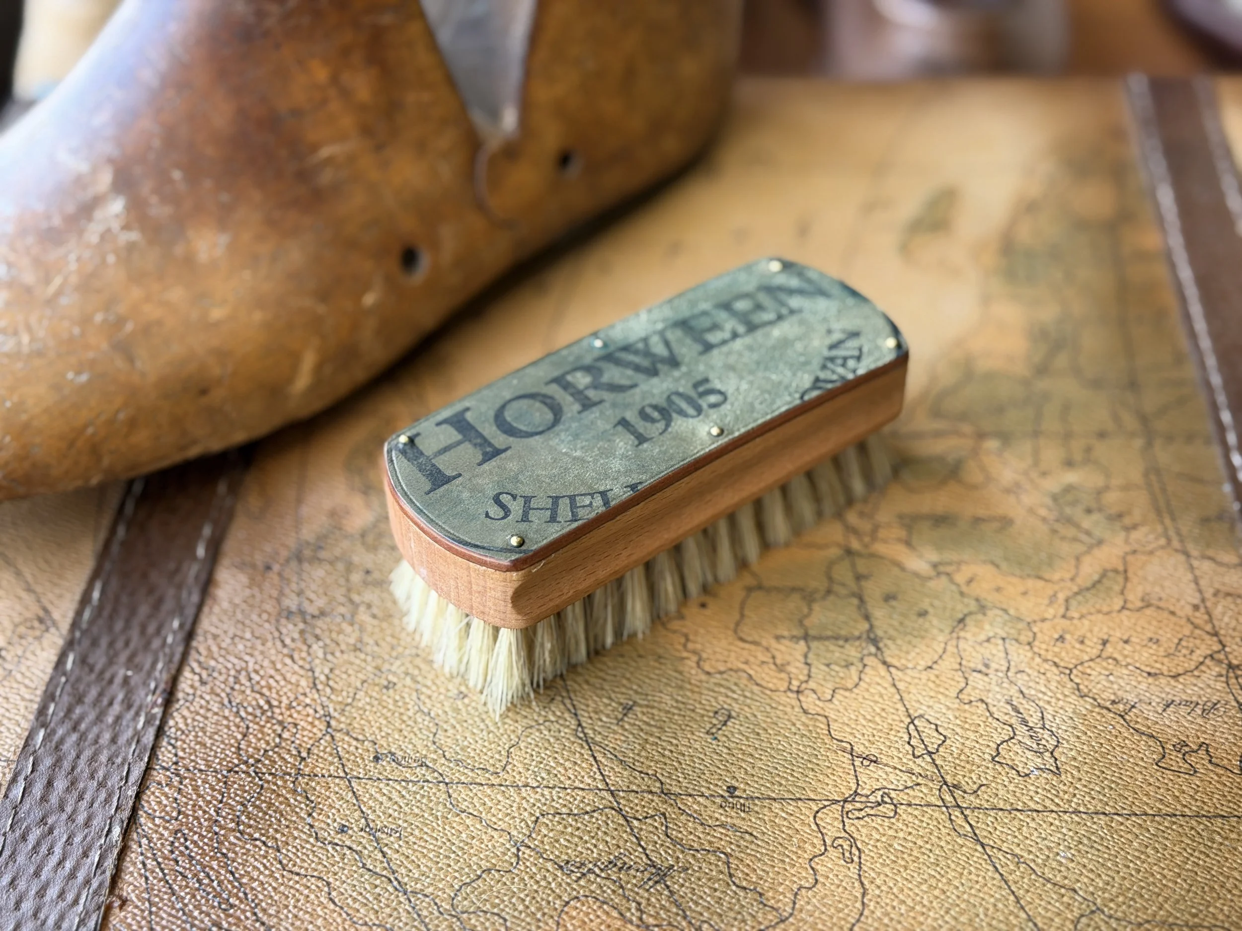 4.5" Small Horween Shell Firm Hog Bristle Brush