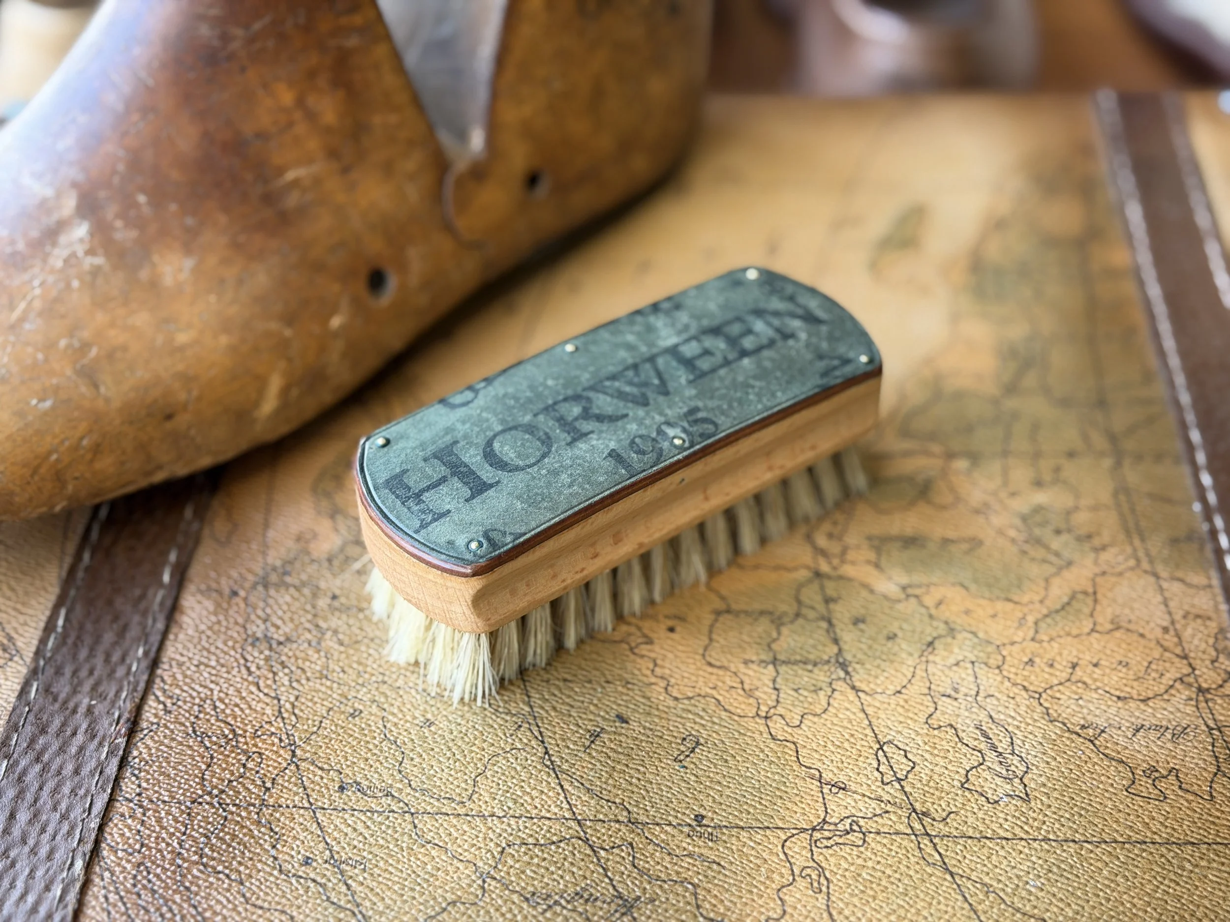 4.5" Small Horween Shell Firm Hog Bristle Brush