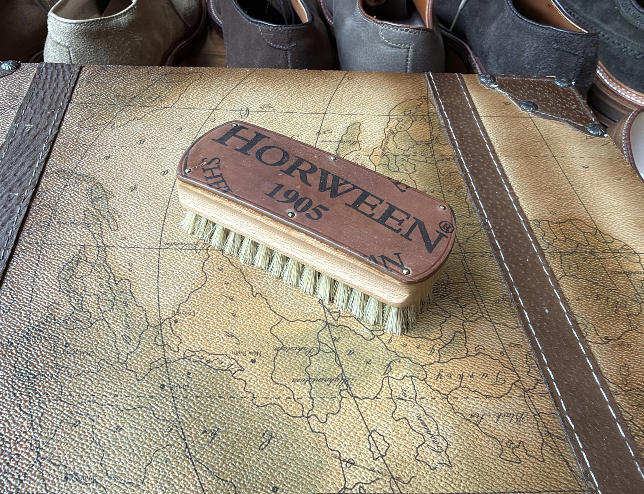 4.5" Small Horween Shell Firm Hog Bristle Brush