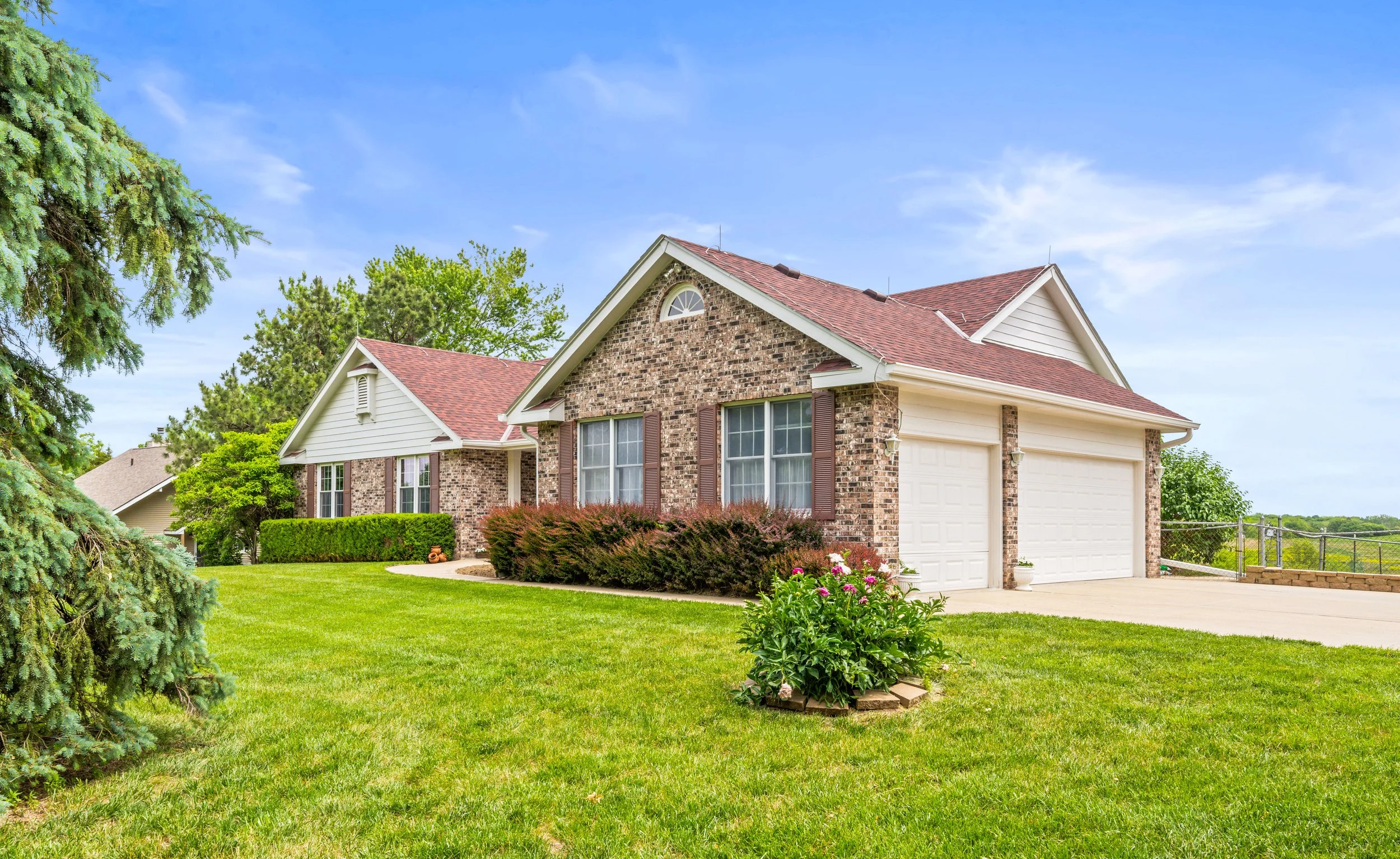 Exterior detail shot, real estate photography portfolio