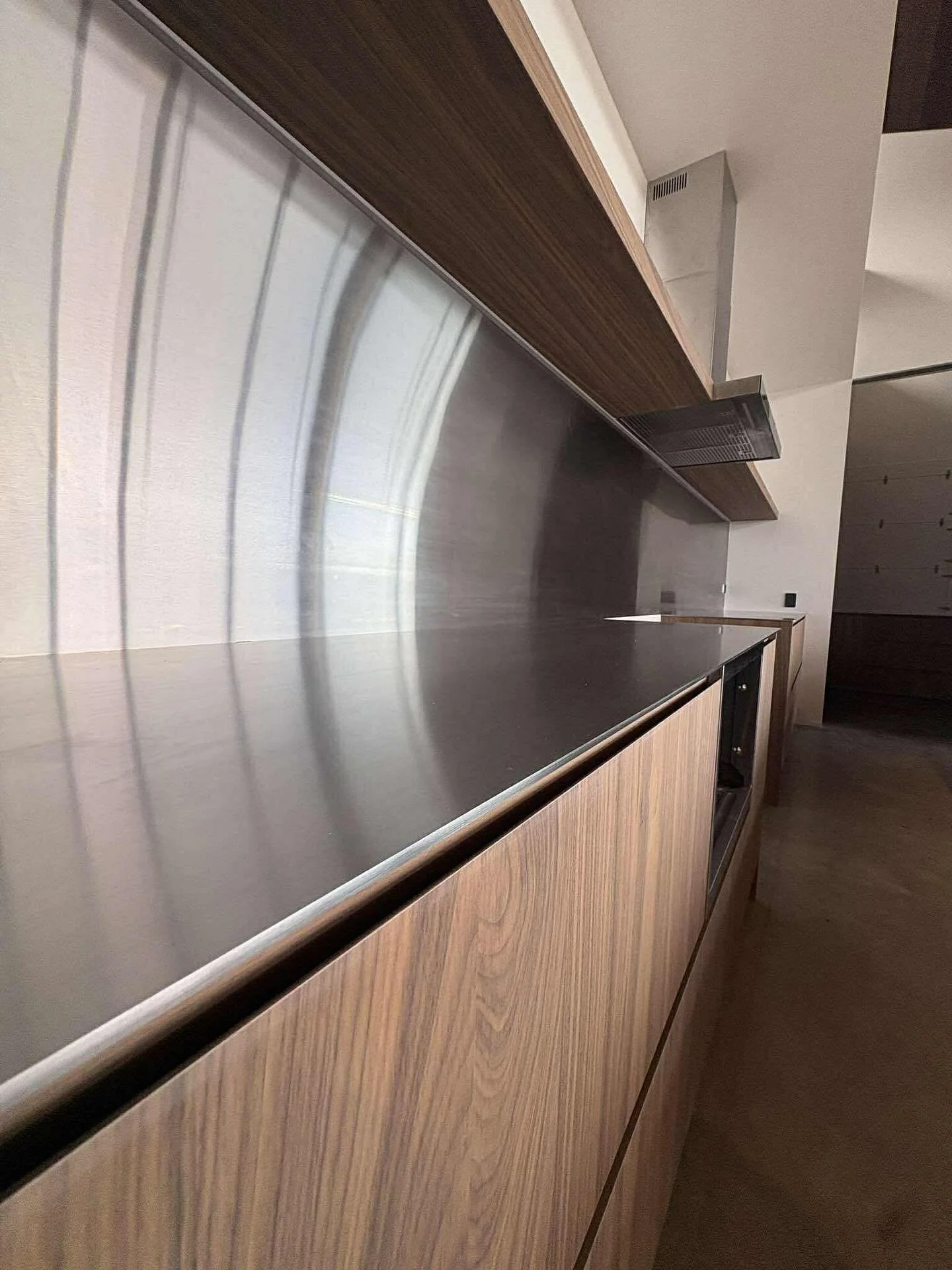 stainless steel bench top splashback