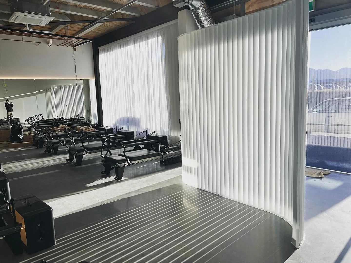 aluminium finn partition