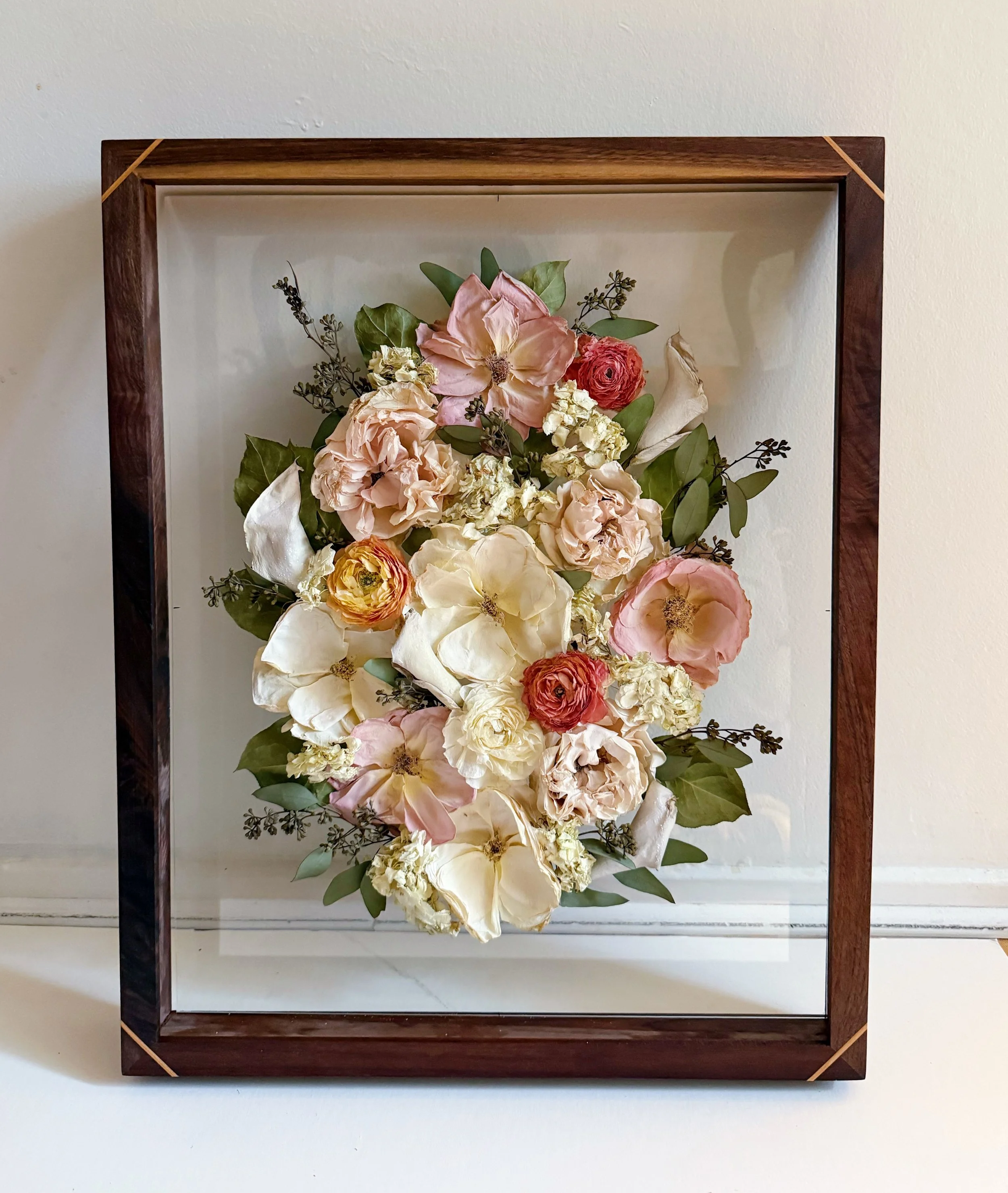 Bouquet preservation atlanta, bouquet preservation Georgia, bouquet preservation marietta, bouquet preservation roswell, flower preservation roswell, flower preservation atlanta, how to preserve wedding flowers, framed wedding flowers