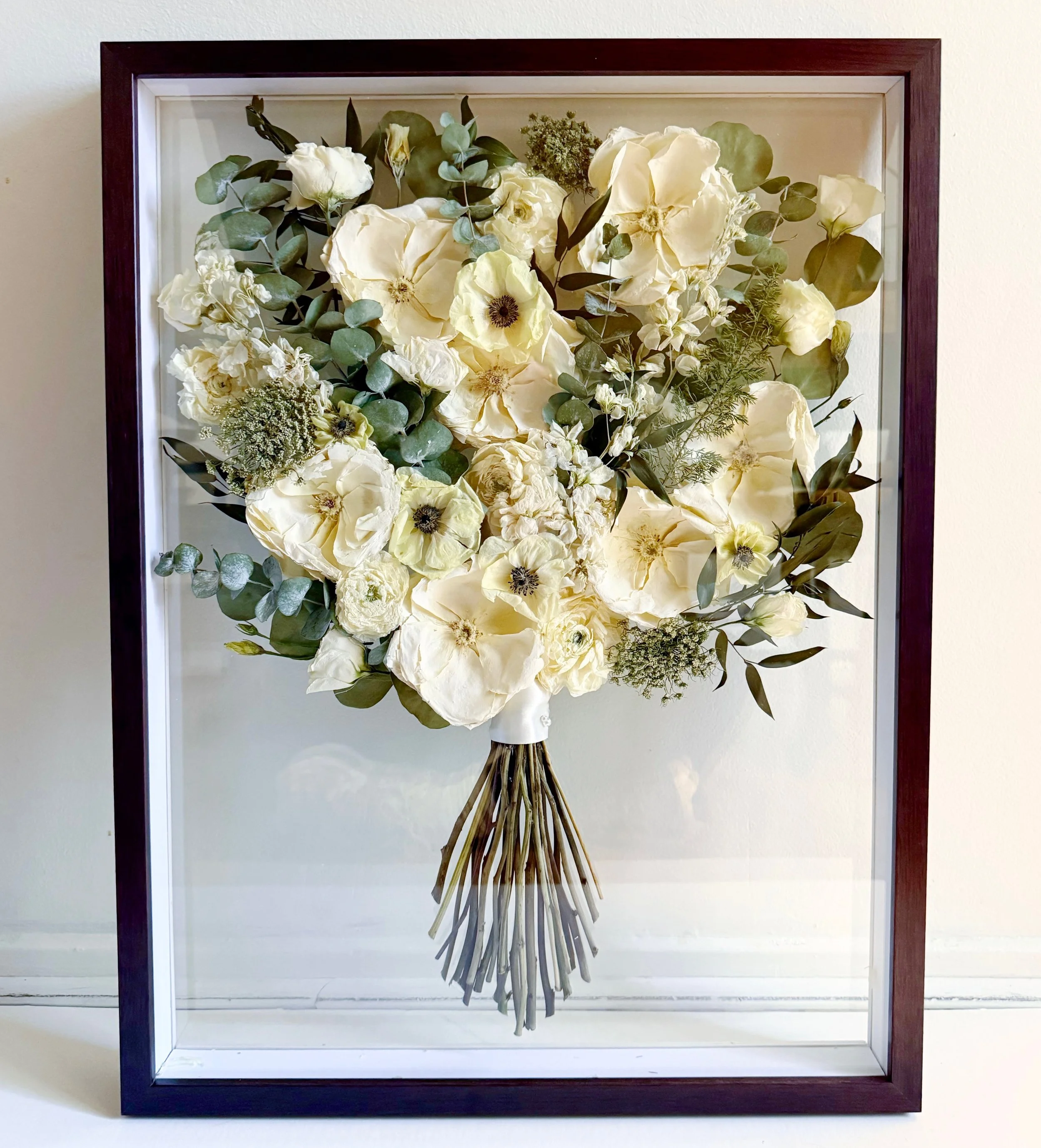 Bouquet preservation atlanta, bouquet preservation Georgia, bouquet preservation marietta, bouquet preservation roswell, flower preservation roswell, flower preservation atlanta, how to preserve wedding flowers, framed wedding flowers