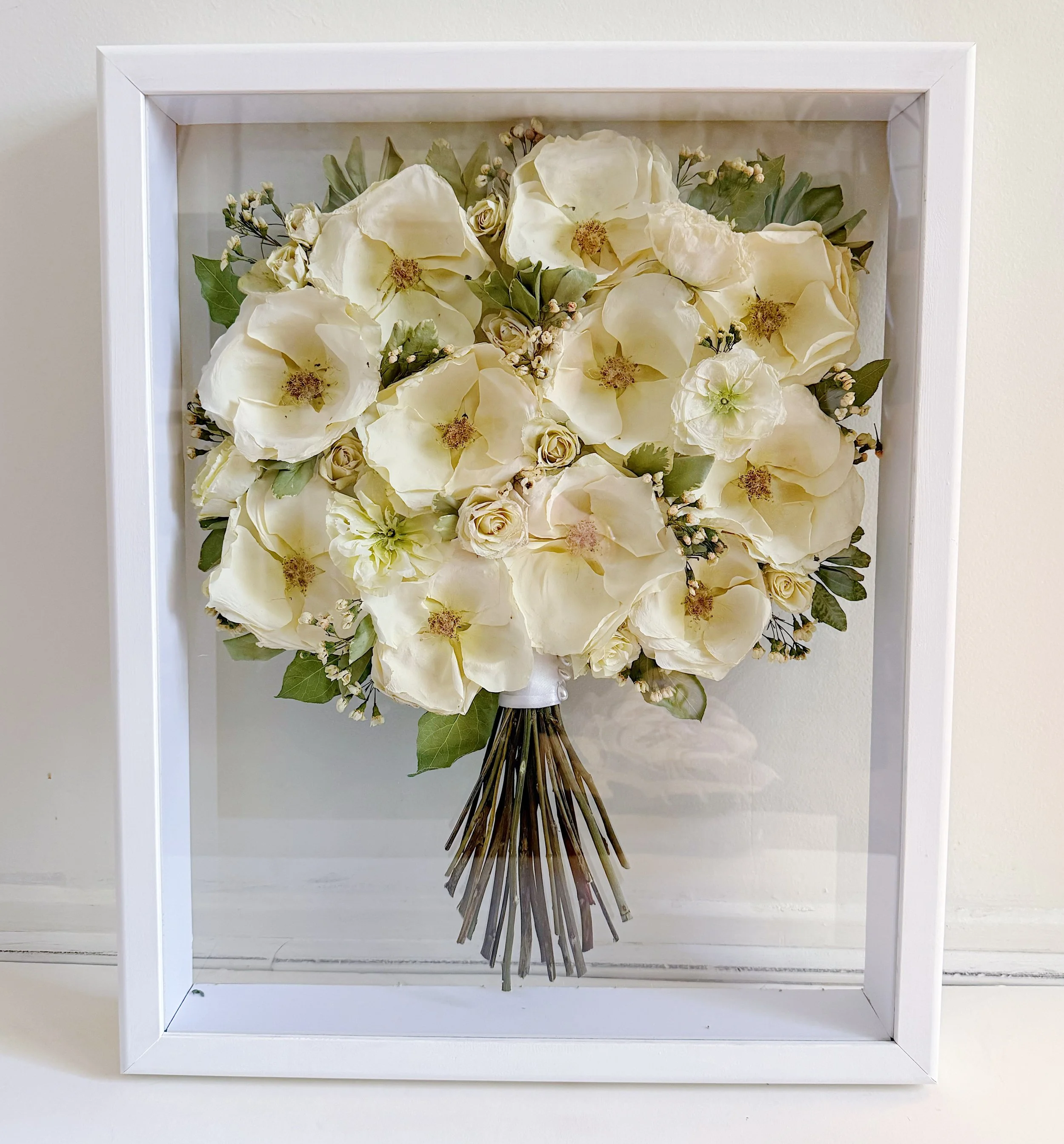Bouquet preservation atlanta, bouquet preservation Georgia, bouquet preservation marietta, bouquet preservation roswell, flower preservation roswell, flower preservation atlanta, how to preserve wedding flowers, framed wedding flowers