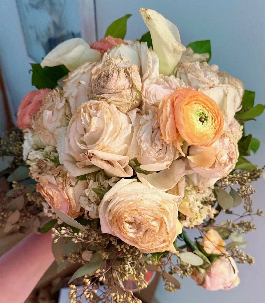 Bouquet preservation atlanta, bouquet preservation Georgia, bouquet preservation marietta, bouquet preservation roswell, flower preservation roswell, flower preservation atlanta, how to preserve wedding flowers, framed wedding flowers