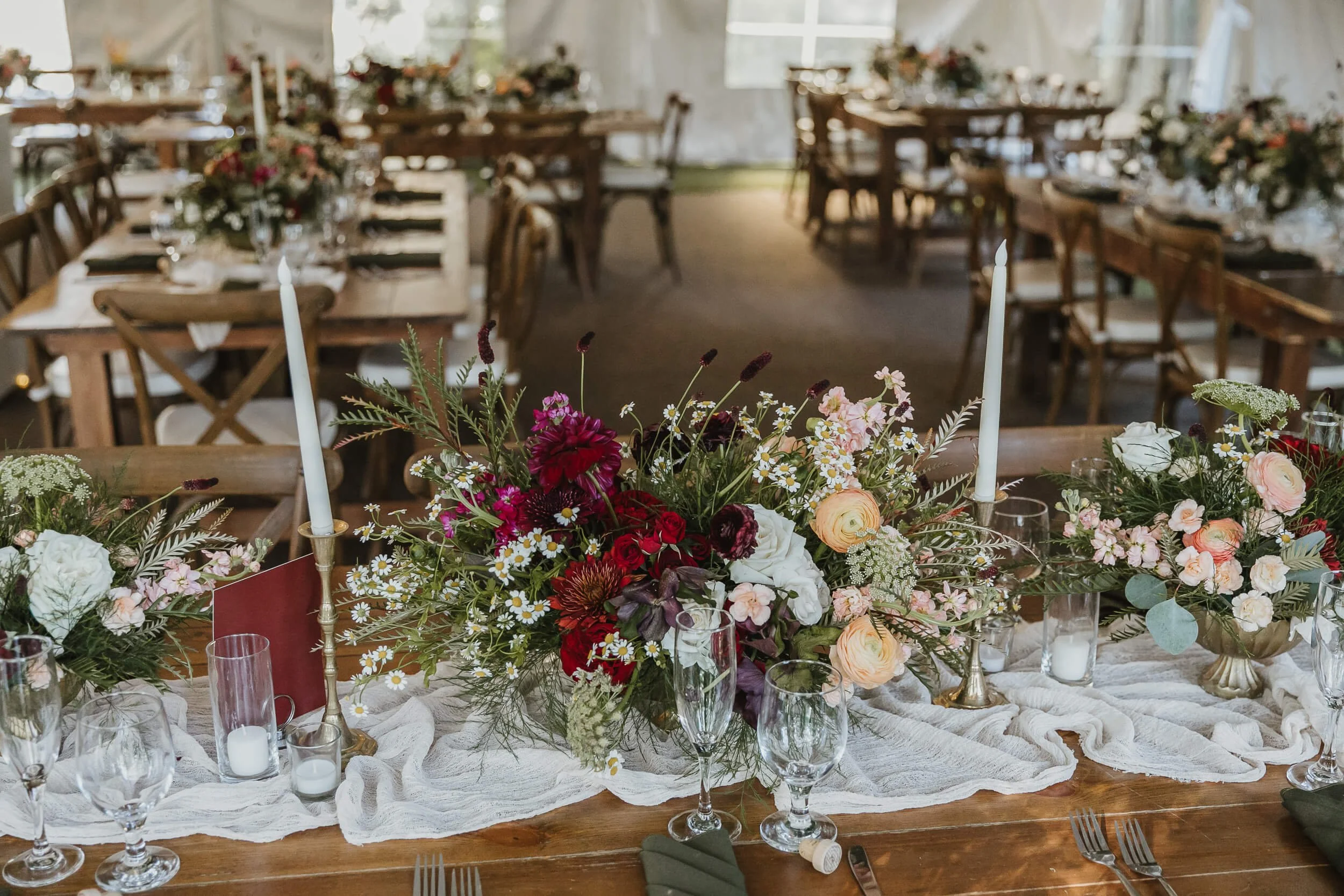 Elegant reception table decor at Twin Oaks House & Gardens Estate Wedding photographed by Carlsbad wedding photographer