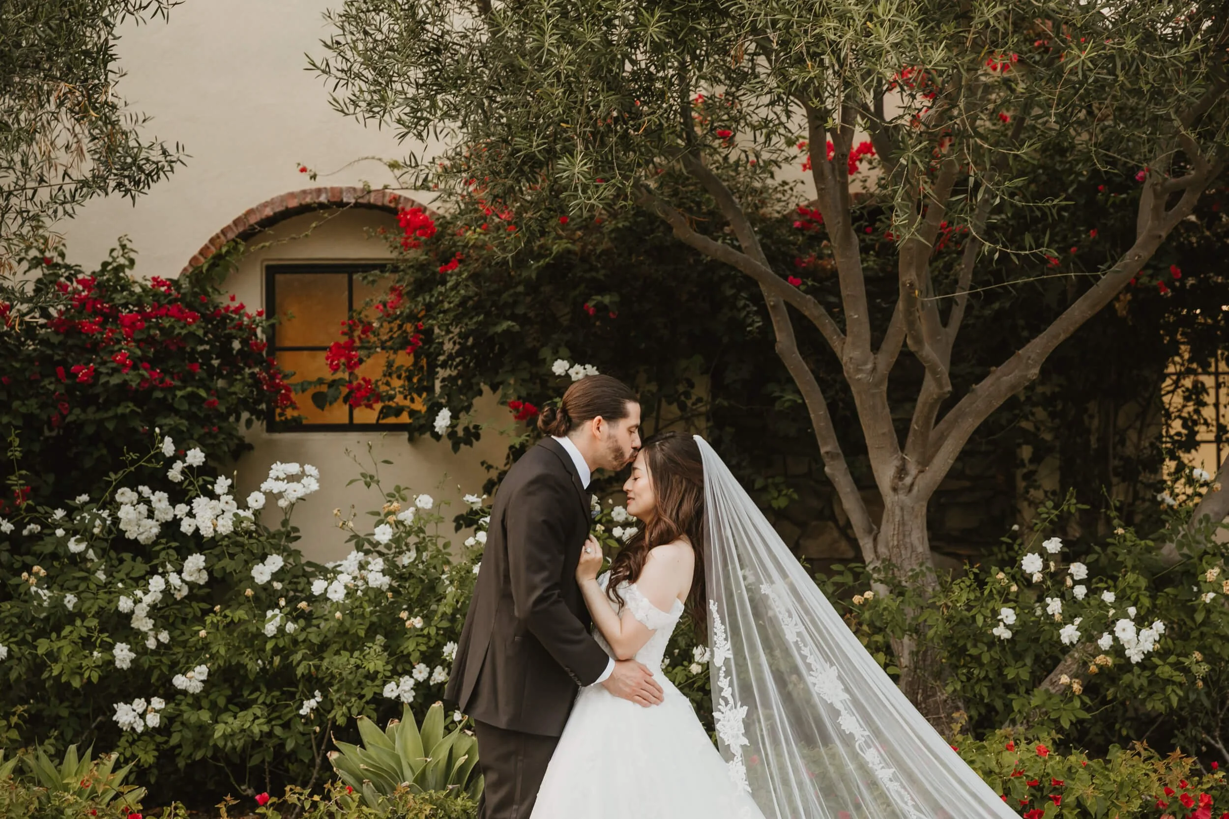 Aliso Viejo Community Center Wedding-0047.jpg