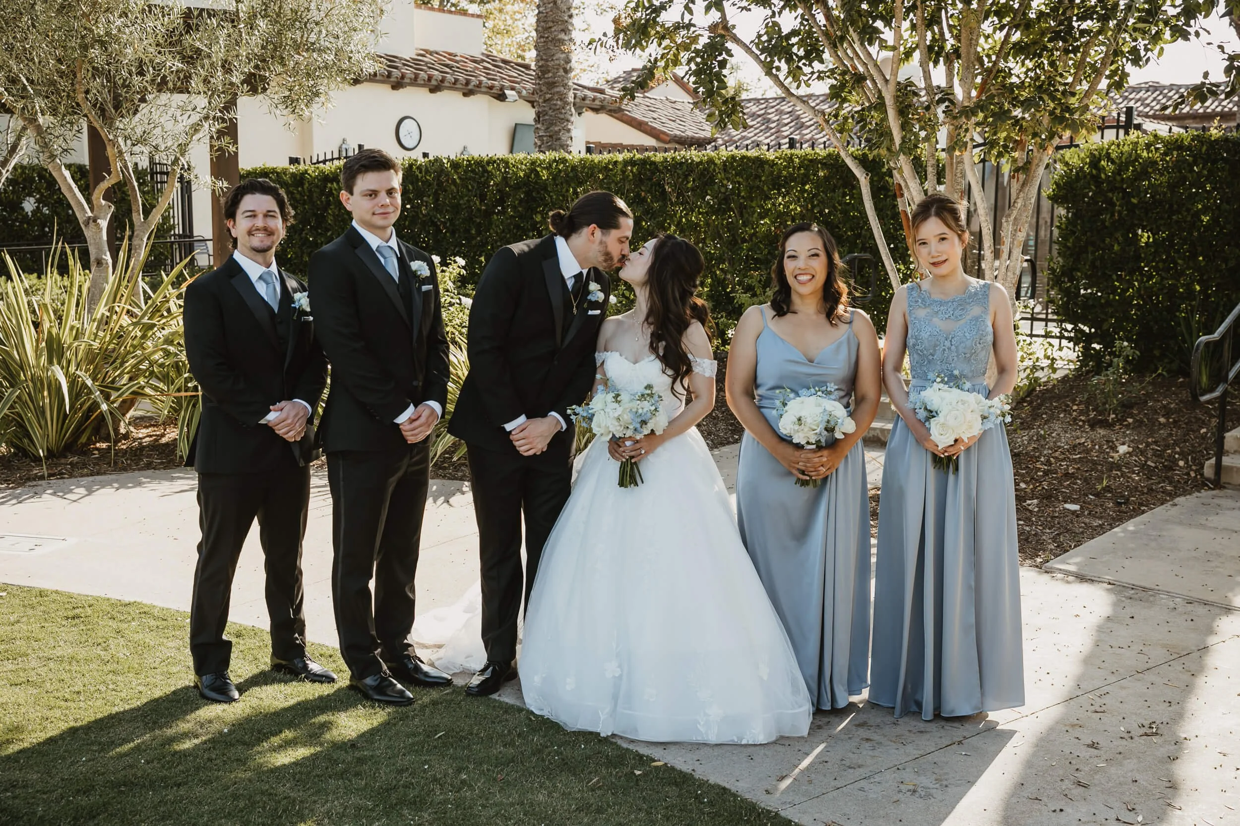 Aliso Viejo Community Center Wedding-0017.jpg