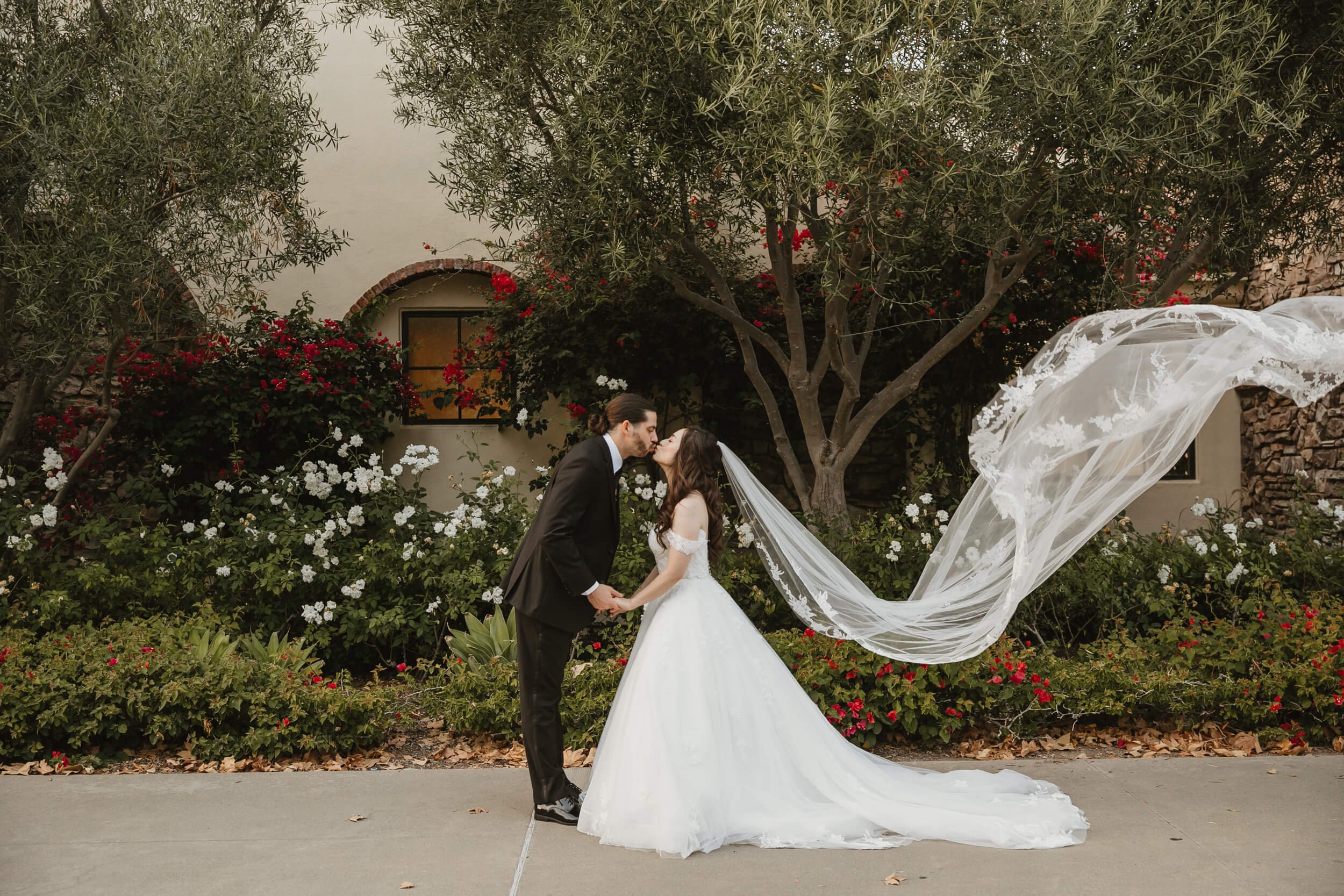 Aliso Viejo Community Center Wedding-0043.jpg