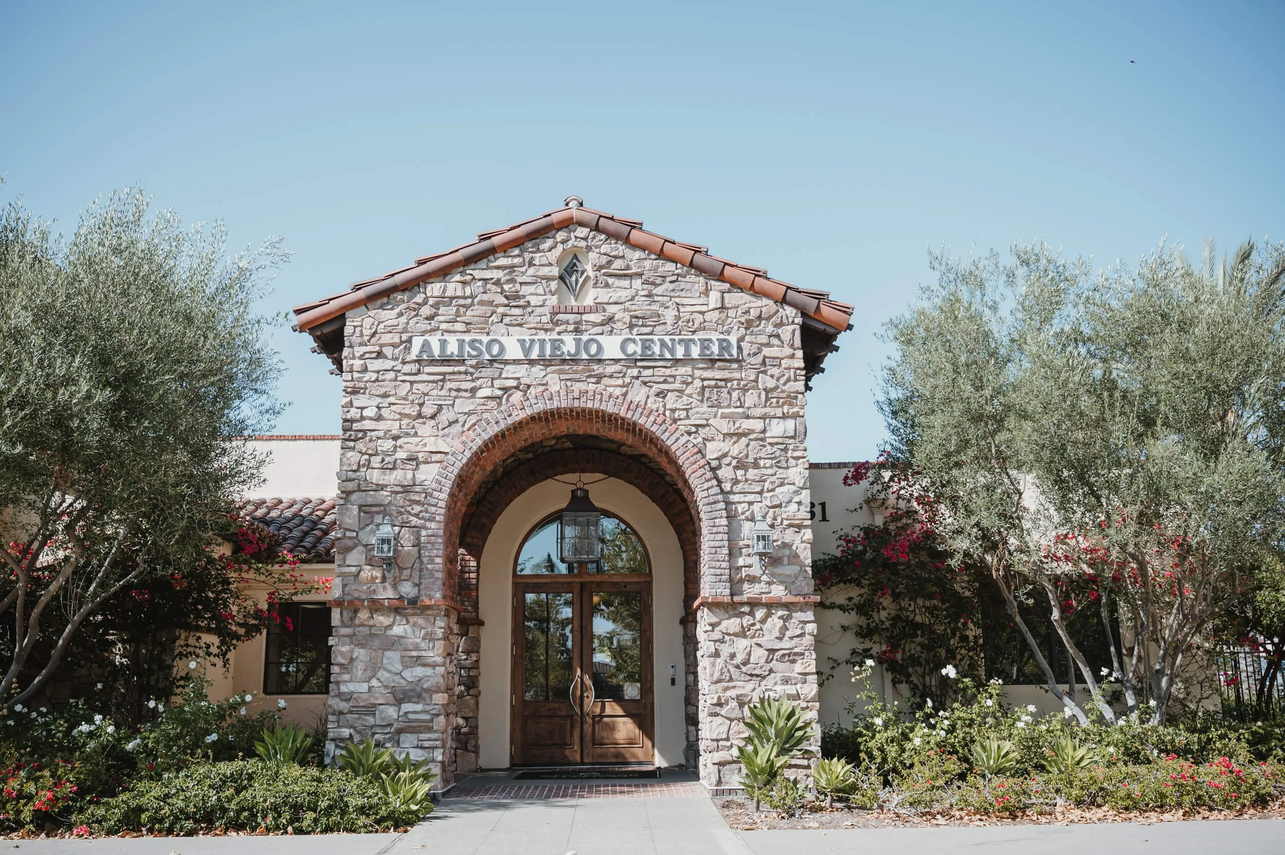 Aliso Viejo Community Center Wedding-0001.jpg