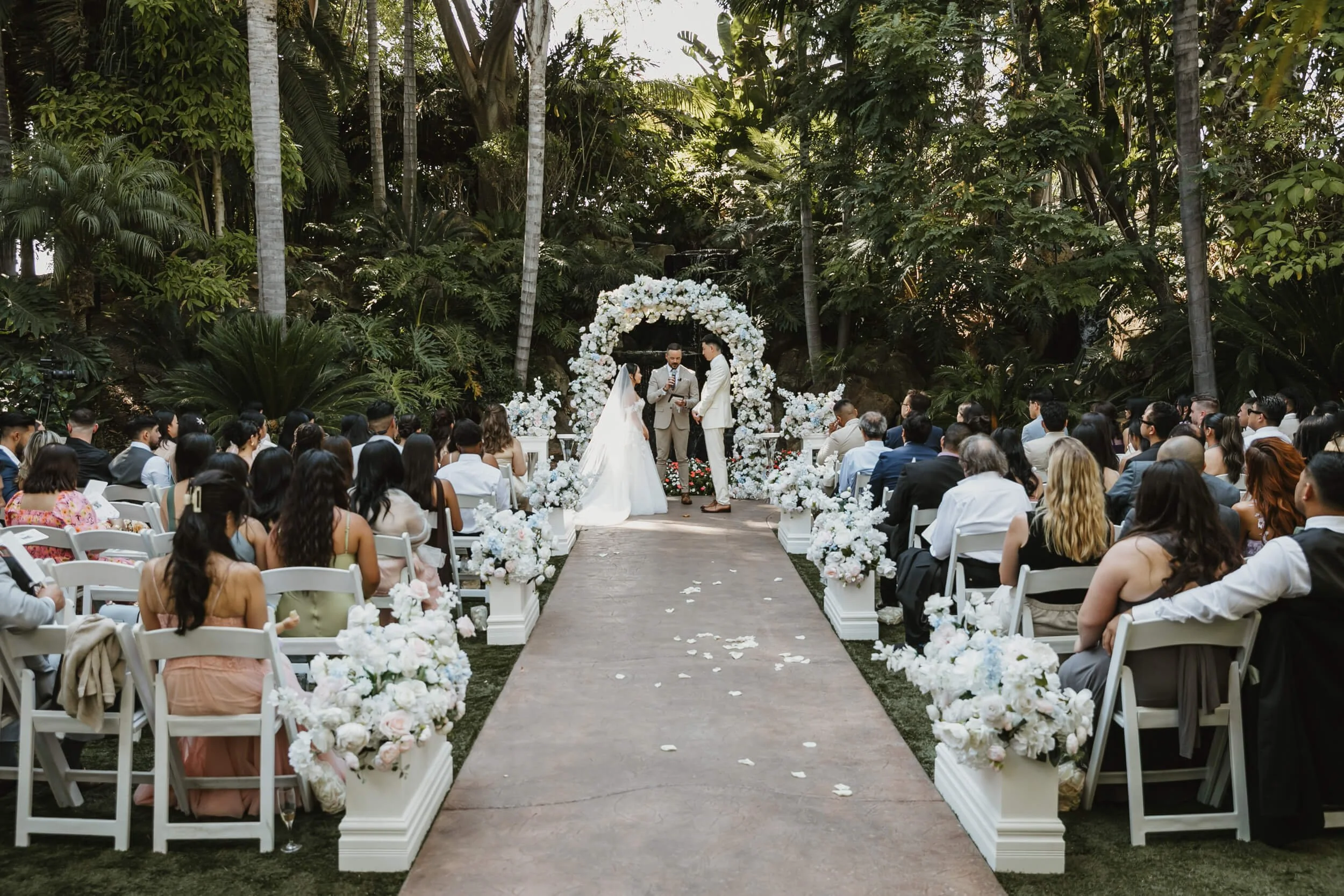 Grand Tradition Estate Wedding-0033.jpg