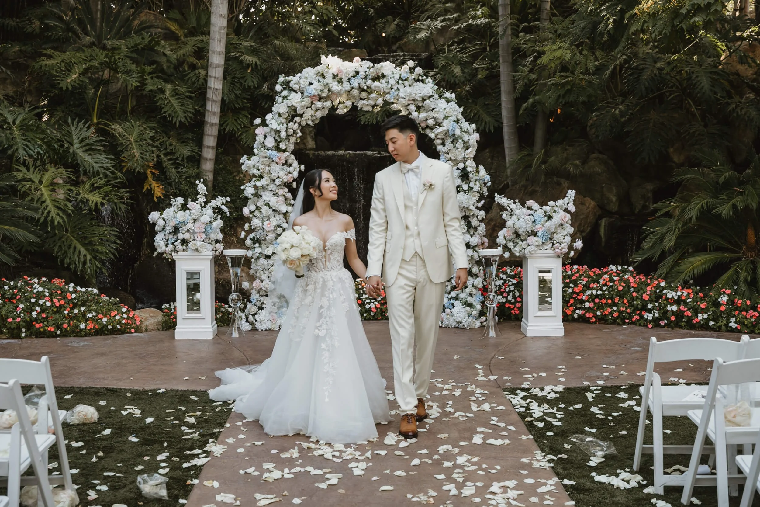 Grand Tradition Estate Wedding-0046.jpg