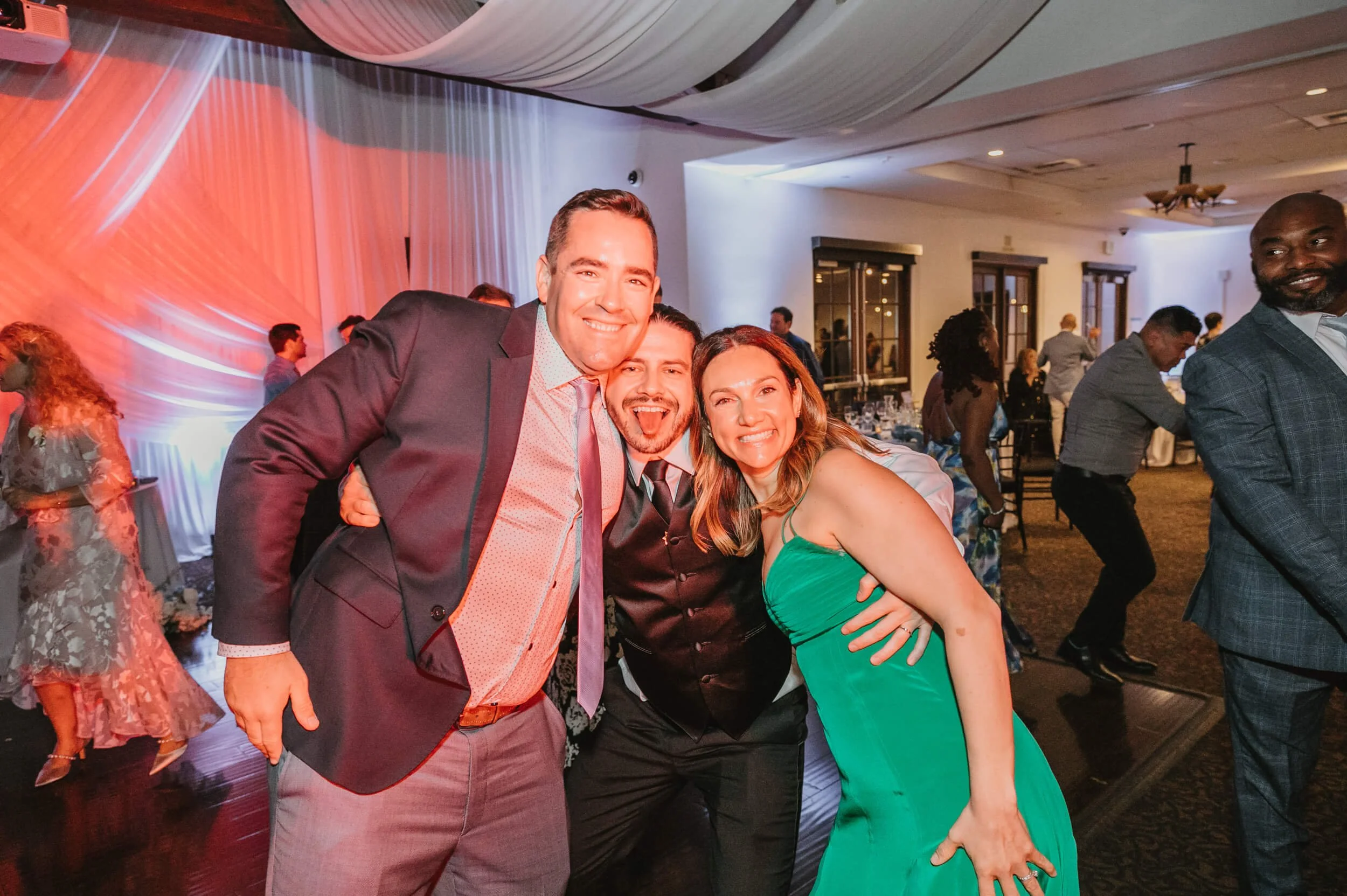 Aliso Viejo Community Center Wedding-0070.jpg