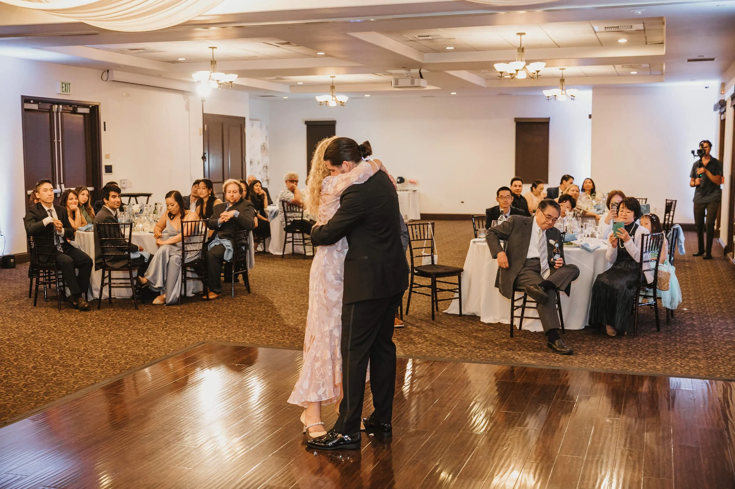 Aliso Viejo Community Center Wedding-0060.jpg