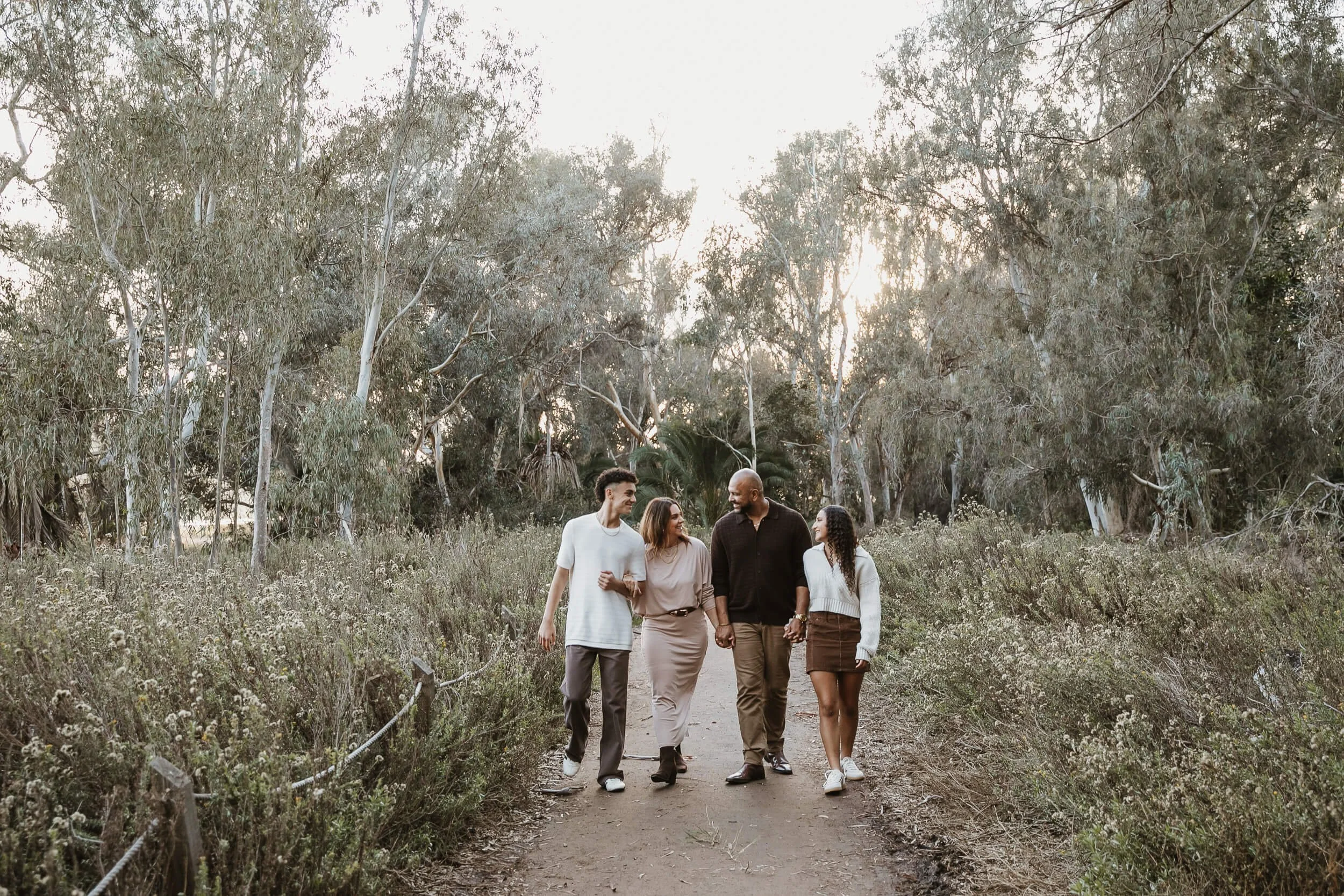 Batiquitos Lagoon Trail Mini Session-0020.jpg