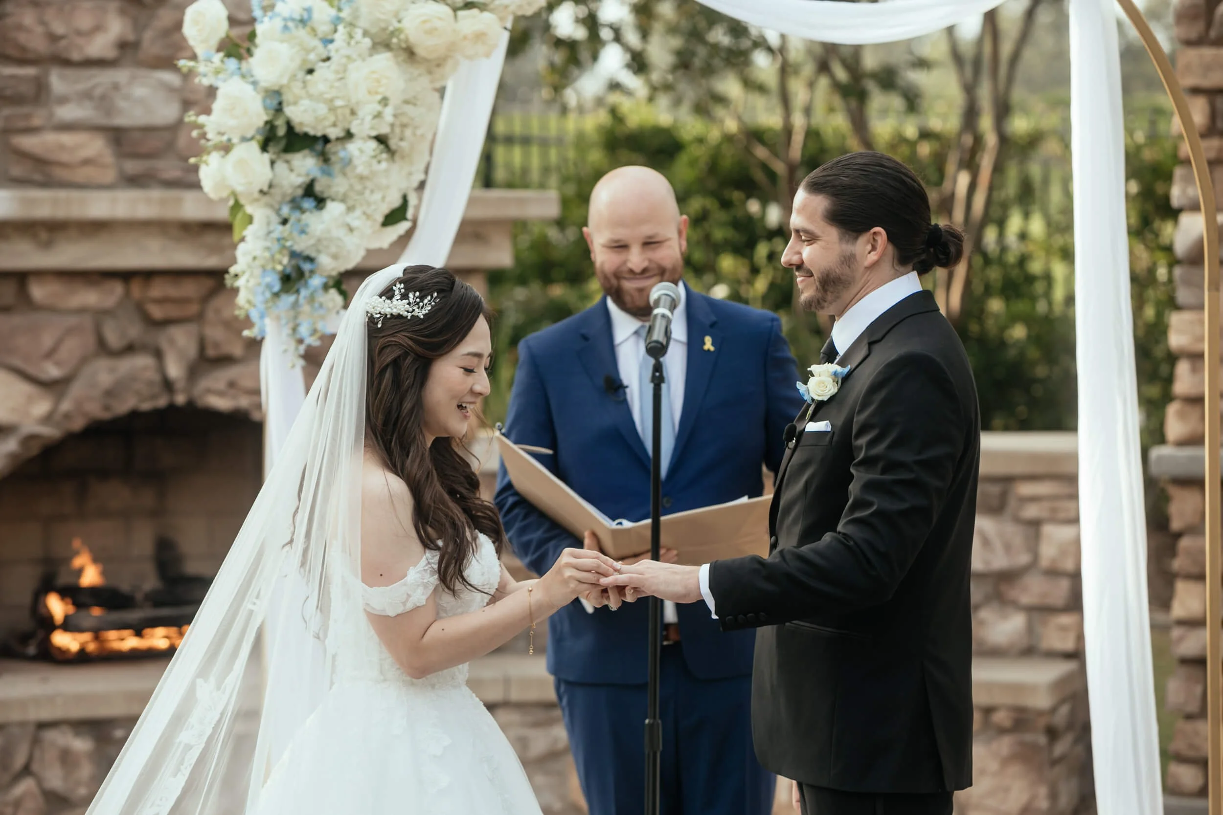 Aliso Viejo Community Center Wedding-0026.jpg