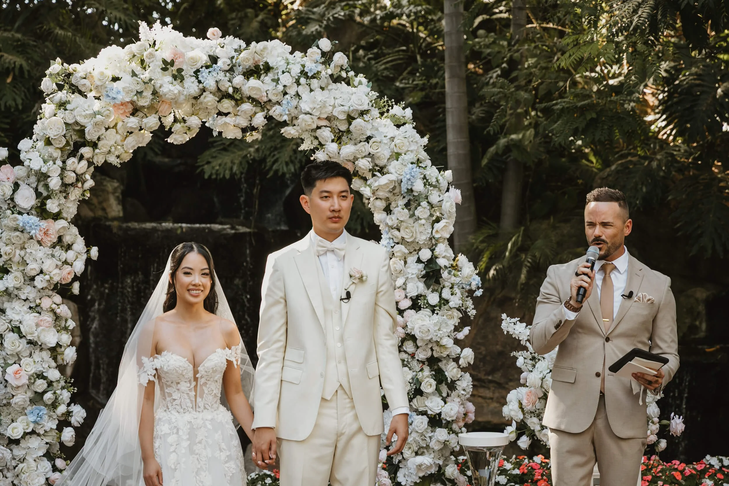 Grand Tradition Estate Wedding-0035.jpg