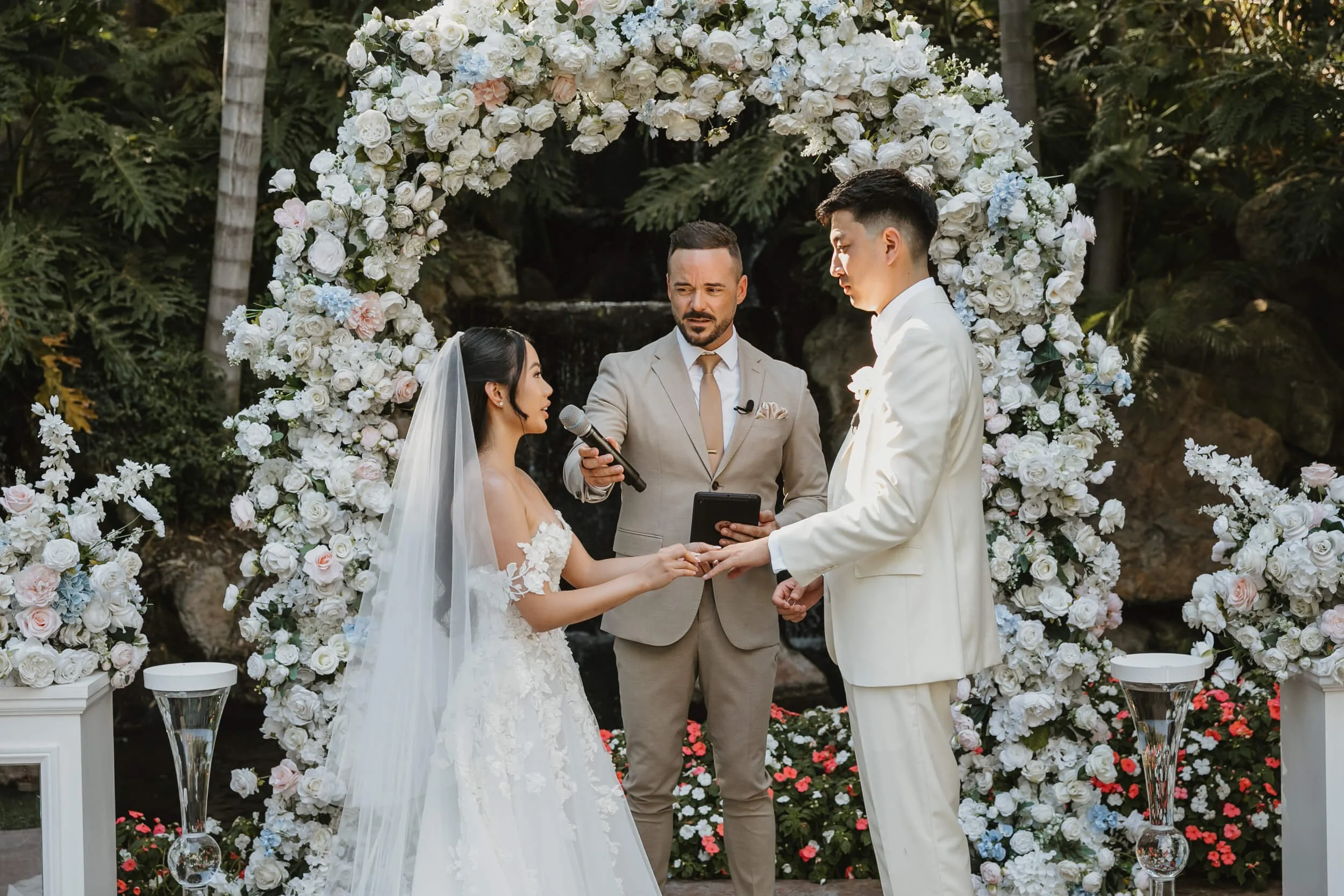 Grand Tradition Estate Wedding-0038.jpg