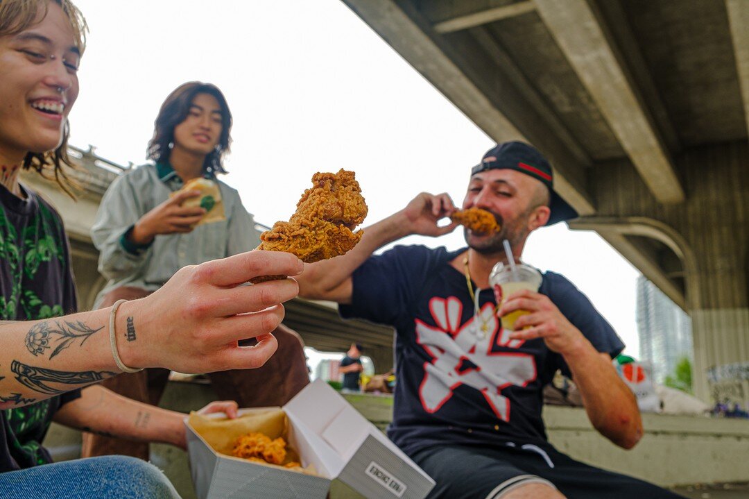 It's Friday.  Skate on down.  Cheers to the long weekend.
.
.
.
.
.
.
.
.
.
 #chinatownyvr #eastvan #treatyourself #jukefriedchicken #vancouverfoodies #friedchickensandwich #vancouvereats #yvrfoodie #yvreats #friedchickenlover #comfortfoodeats