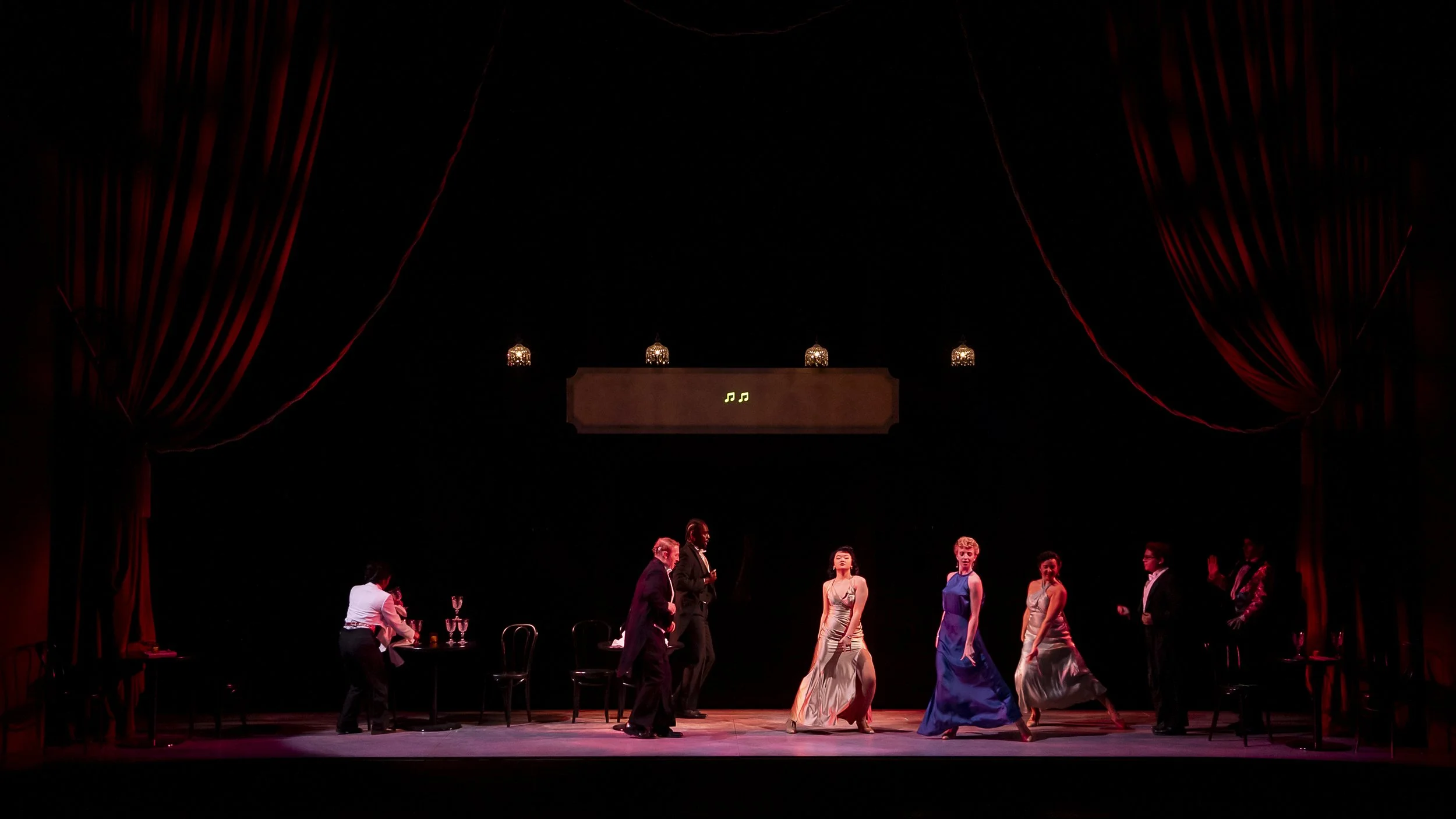 (l-r) Sonia Thanicatt, Eitan Amster, William Nash, Naomi Louie, Lauren Curtiss, Heidi Lehan, Alex Reyes, Jordan Richard