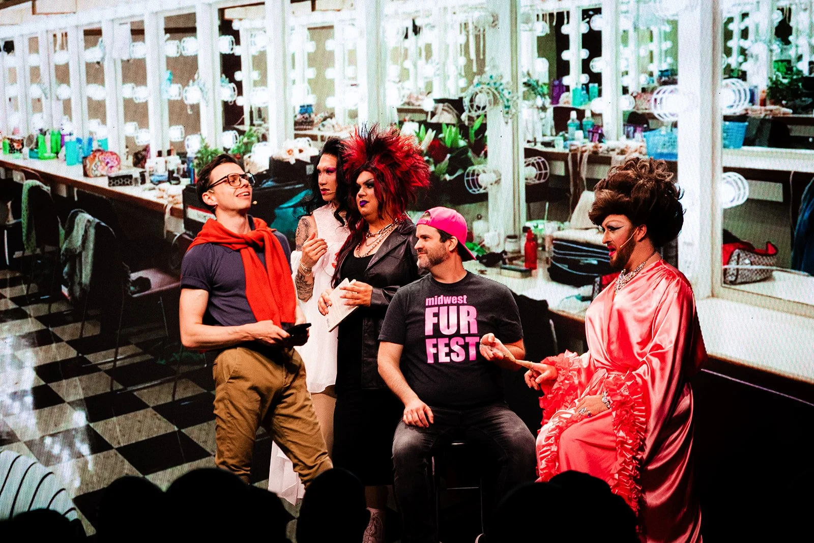 Kiki Queens - Pageant - Scene 15-6_websize.jpg