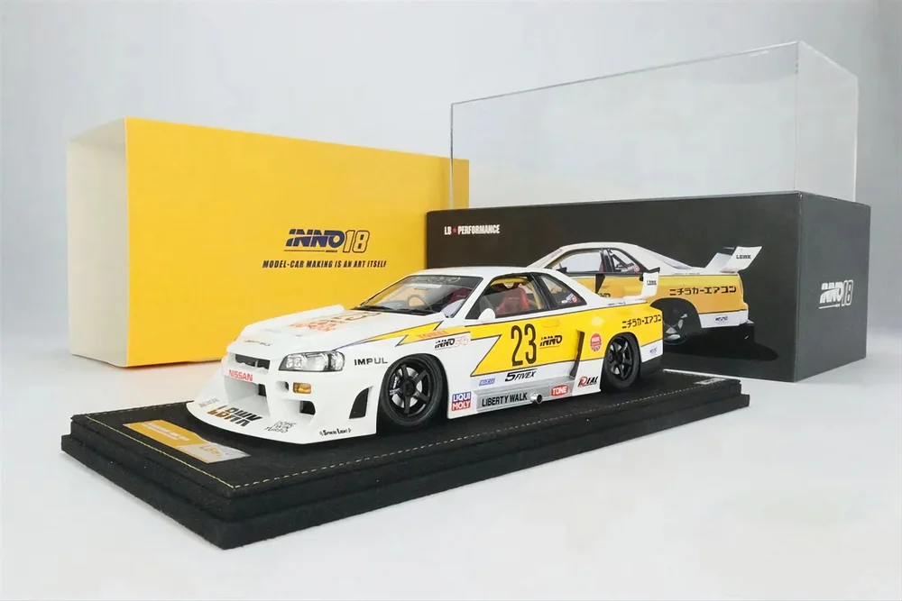 INNO 1/18 NISSAN SKYLINE 