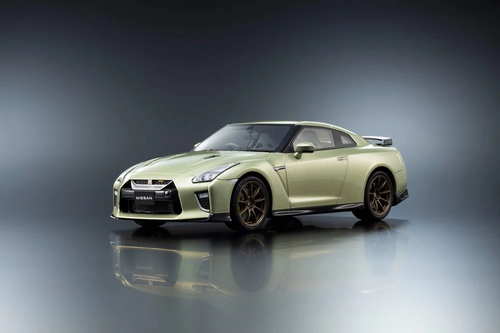 Modèle Réduit Nissan GTR 1/18 De Kyosho En Bleu – Occasion, Parfait Pour Les Collectionneurs