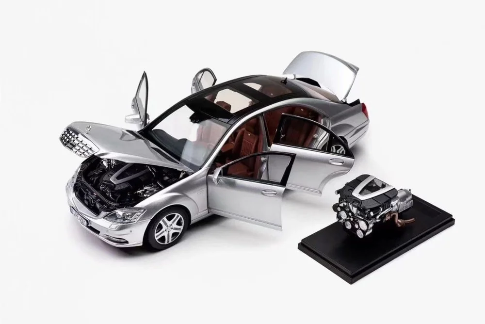 MotorHelix 1/18 Mercedes Benz S Class S600L (W221) Silver